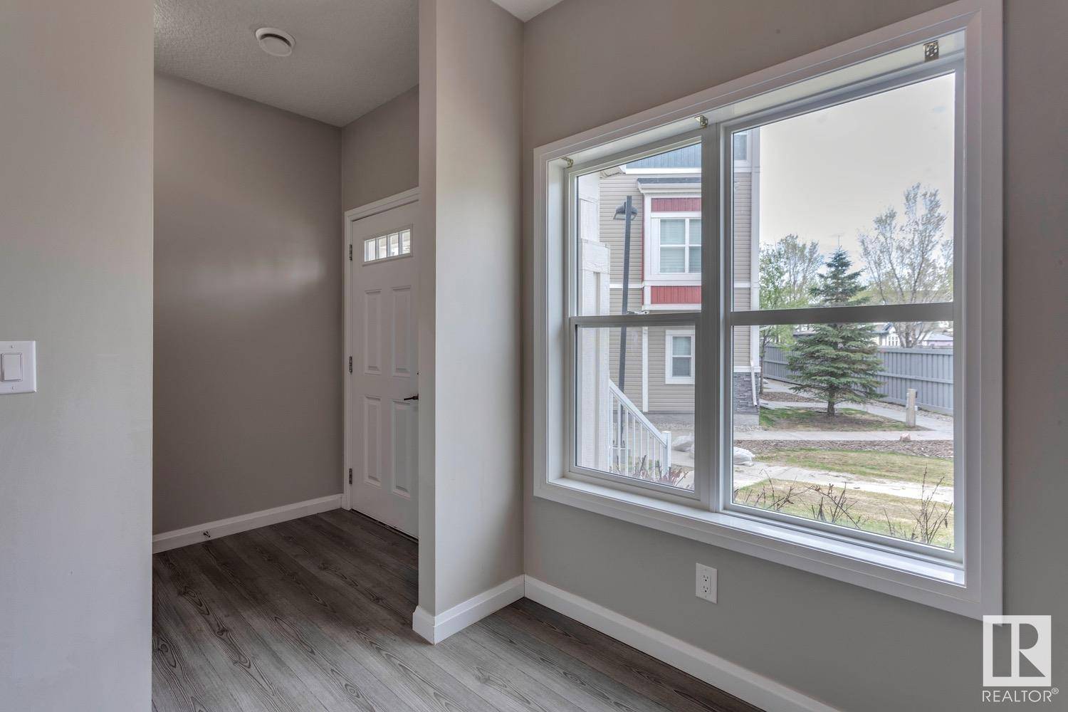 Edmonton, AB T6W2C4,#30 3710 ALLAN DR NW