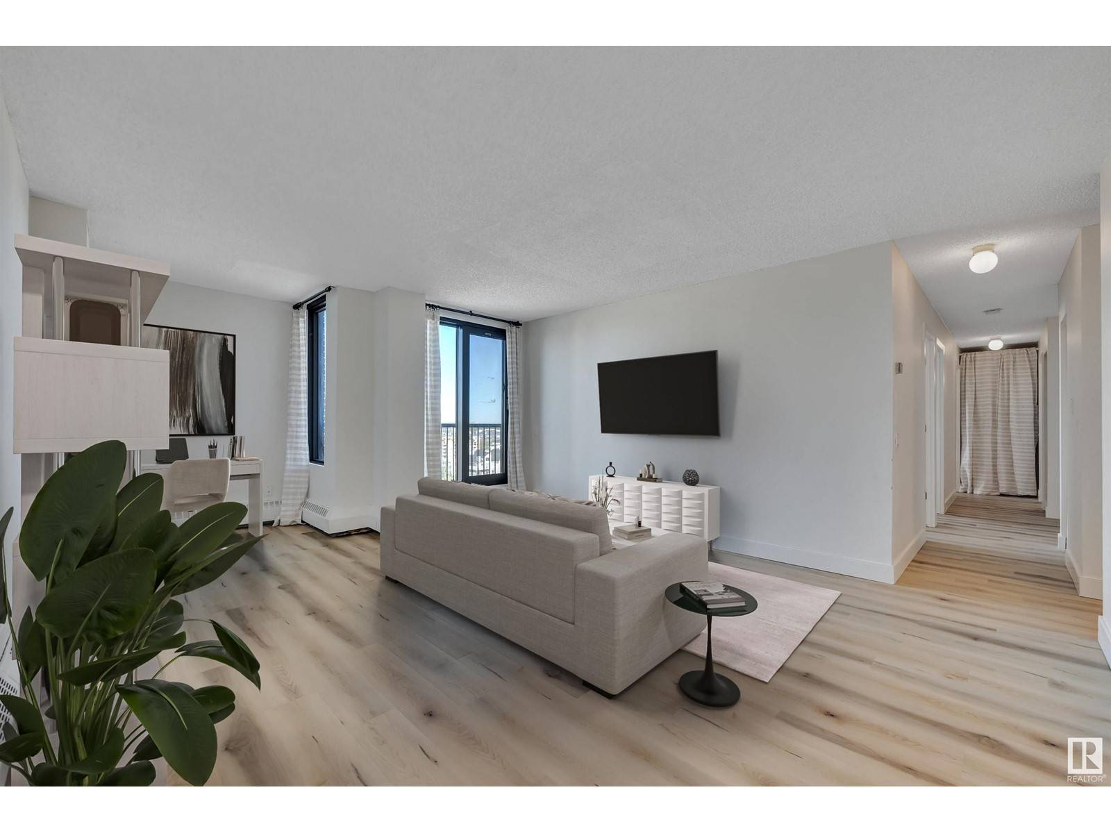 Edmonton, AB T5J3M5,#1210 10145 109 ST NW