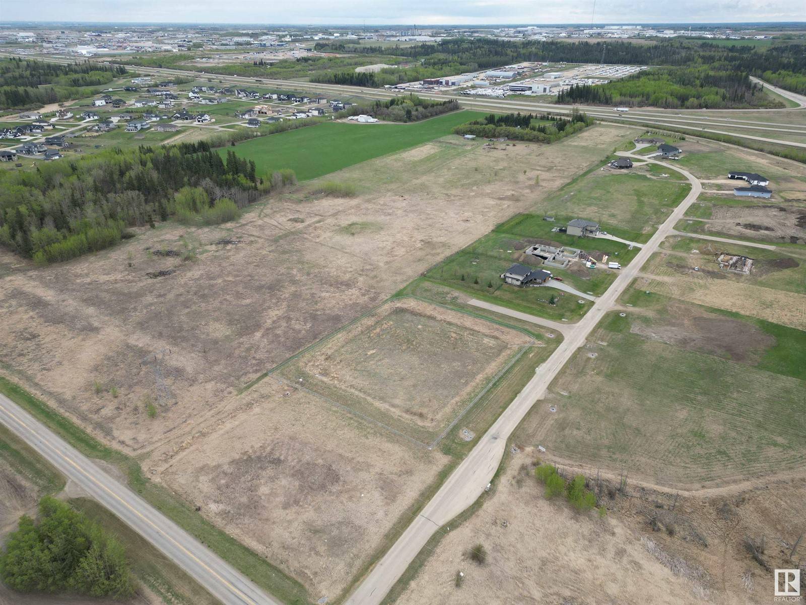 Rural Parkland County, AB T7X0G3,26422 HGHWAY 16