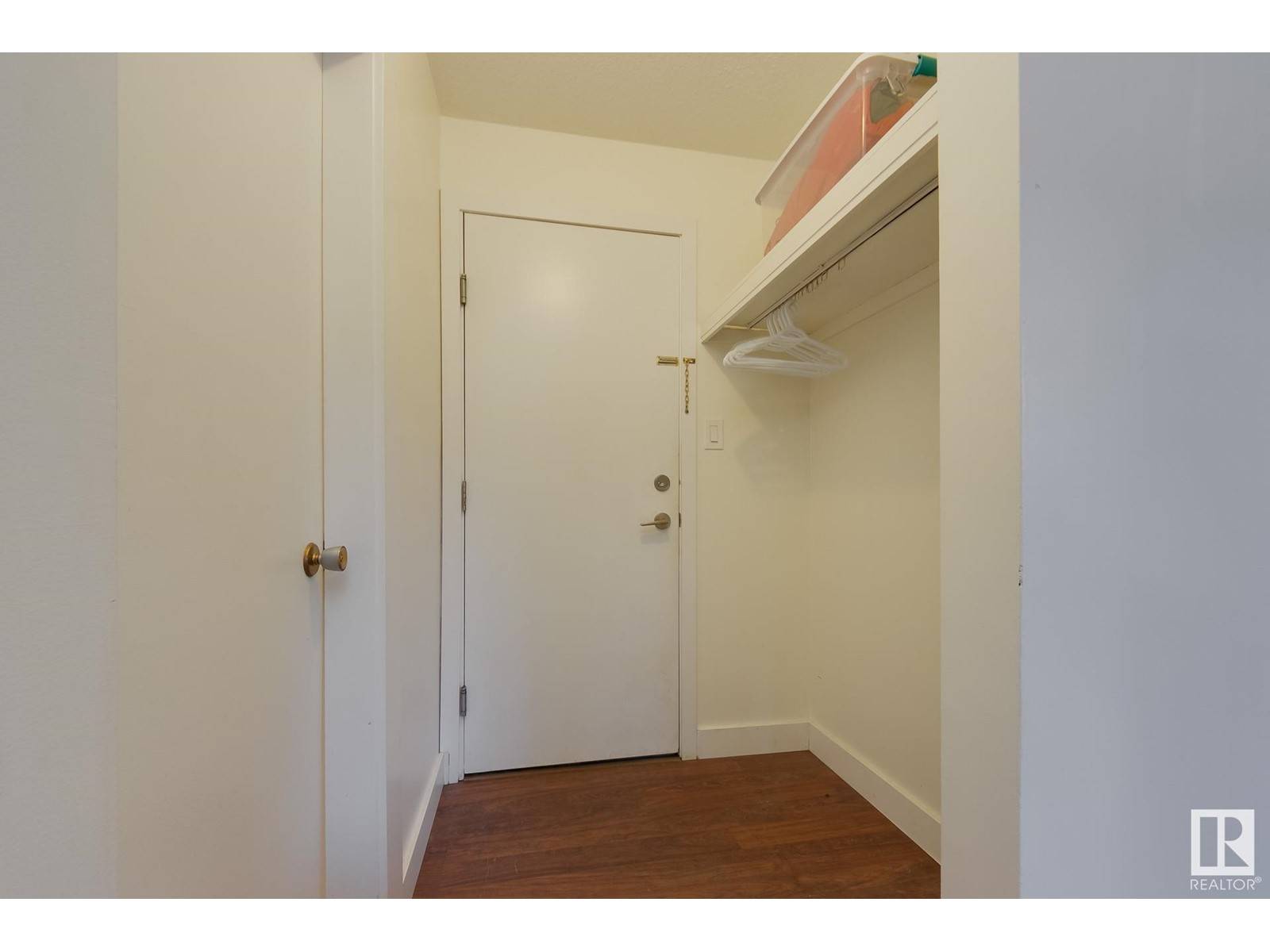 Edmonton, AB T6E2C3,#5 10015 83 AV NW