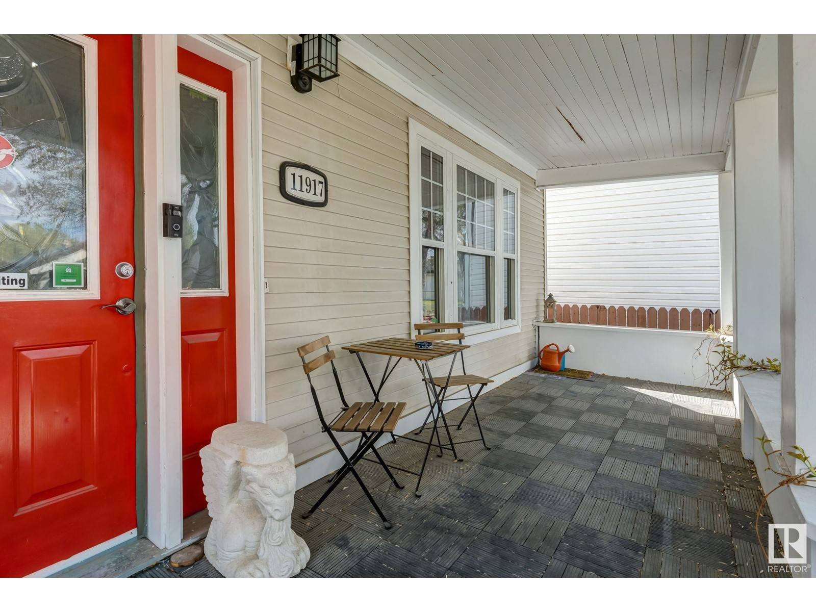 Edmonton, AB T5G1J6,11917 94 ST NW