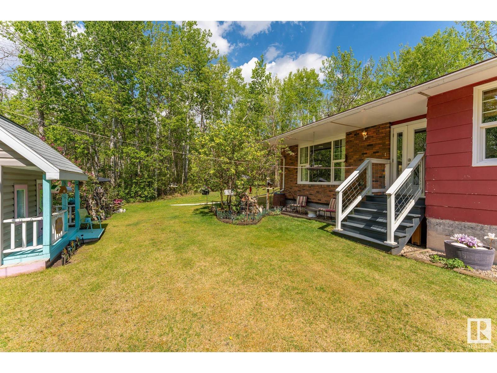 Rural Strathcona County, AB T8L3Z1,54259 RGE ROAD 210