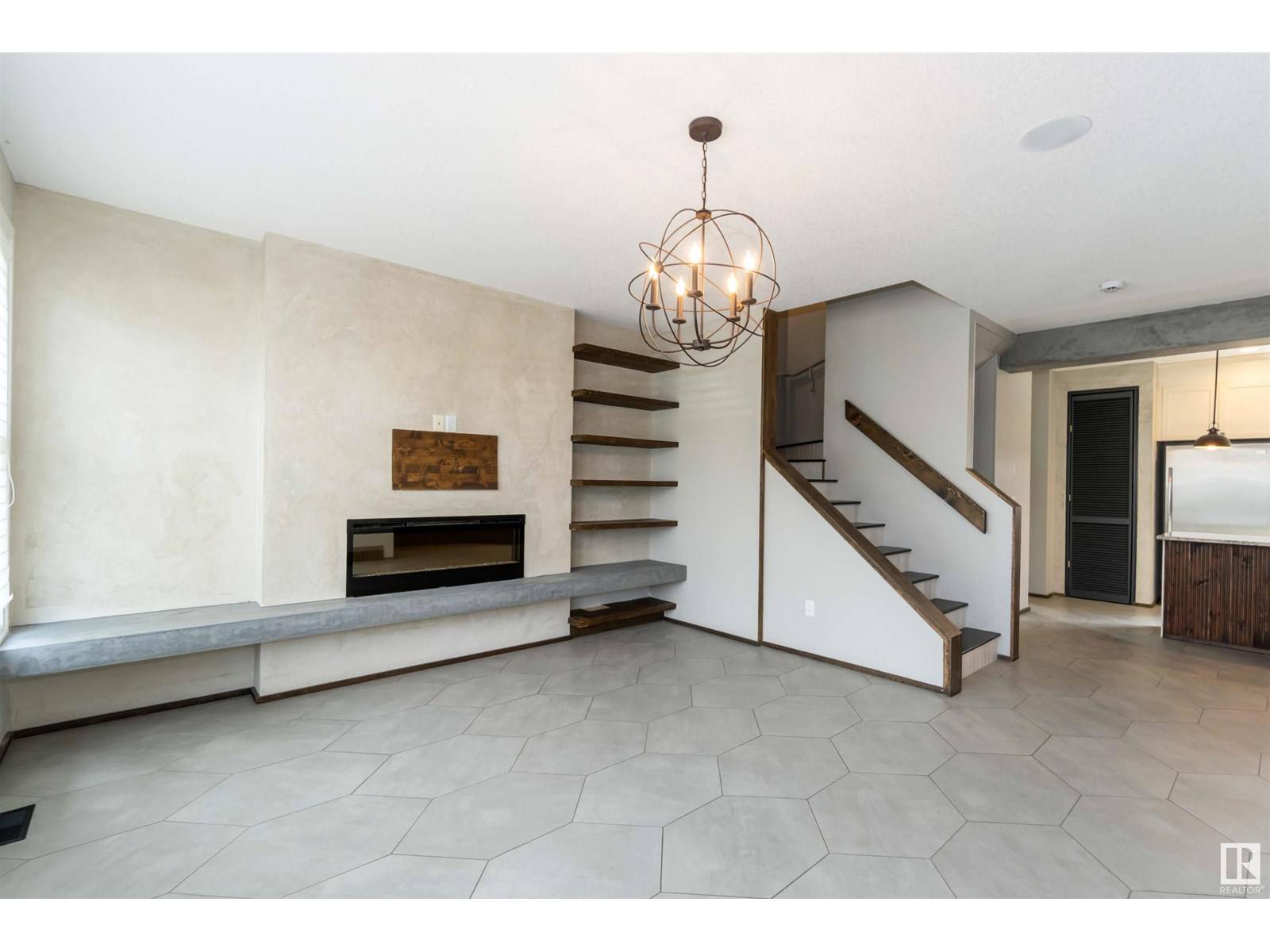Spruce Grove, AB T7X0P7,26 KENTON WY