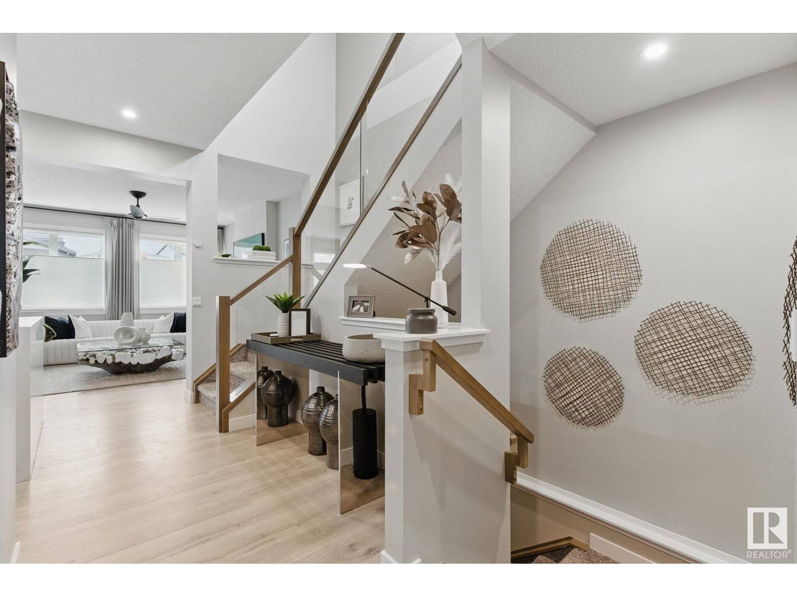 Edmonton, AB T6X3A3,3937 3A AV SW
