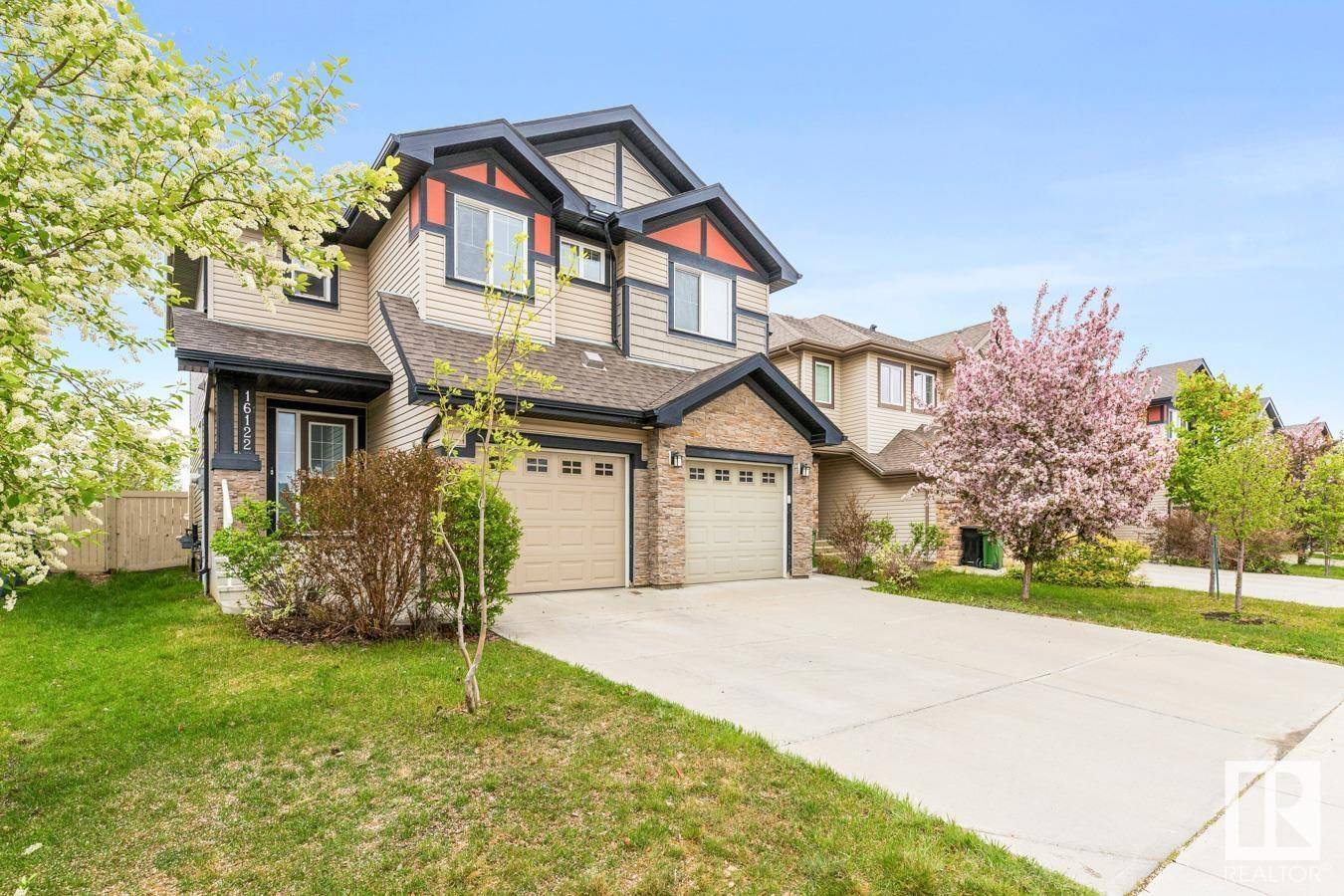 Edmonton, AB T6W2G9,16122 10 AV SW