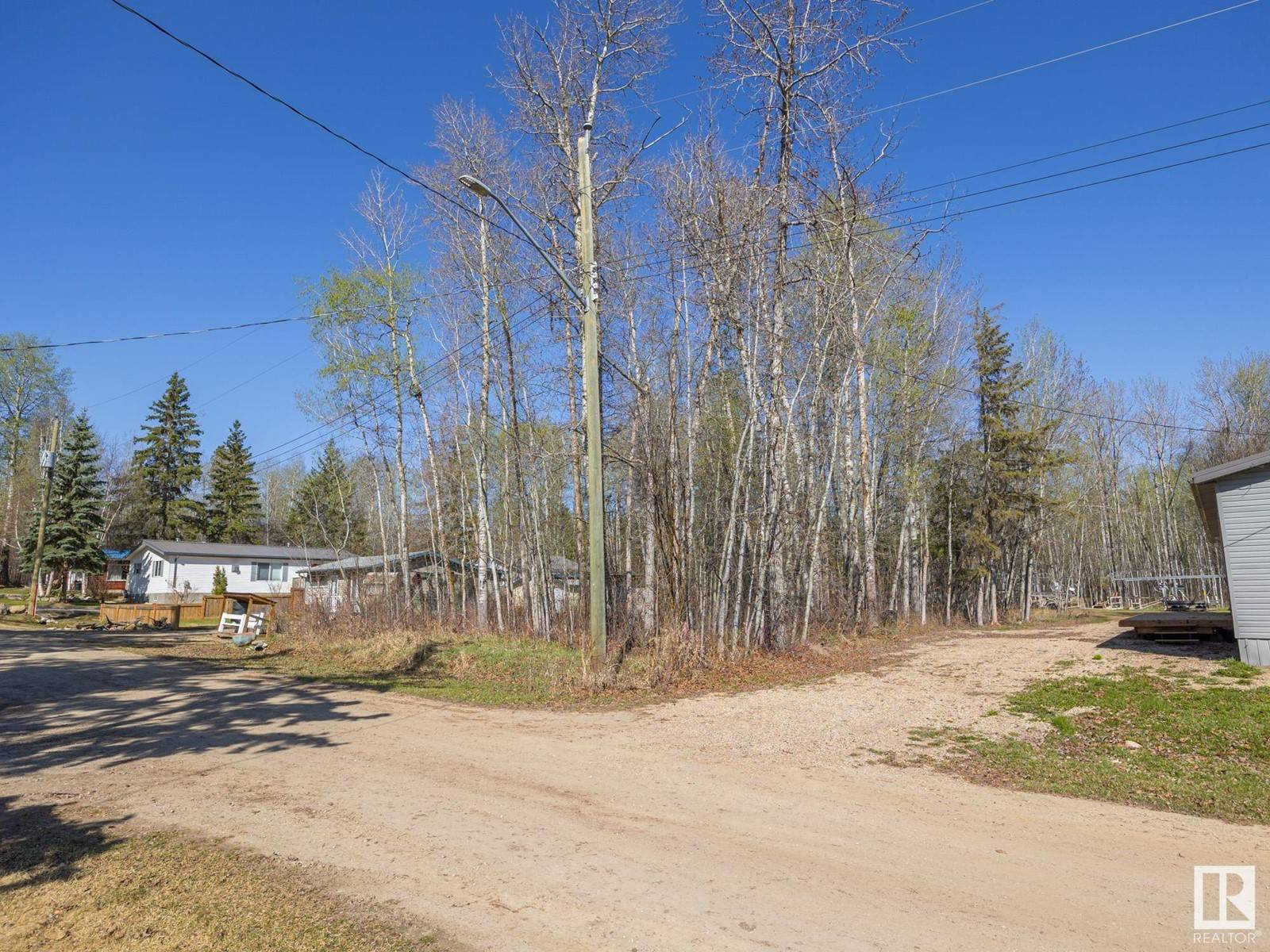 Rural Lac Ste. Anne County, AB T0E0A0,303 3rd Street