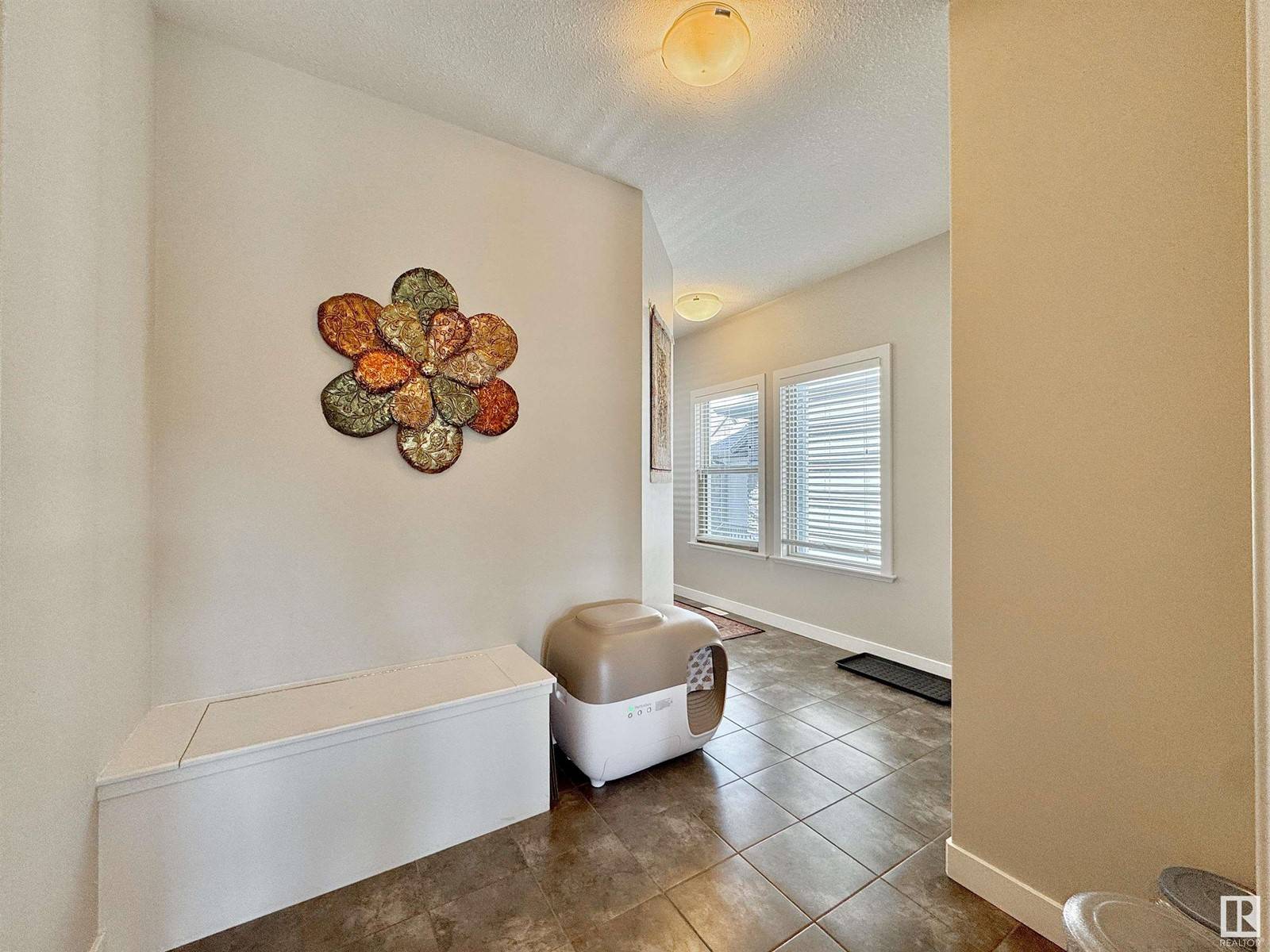Spruce Grove, AB T7X0L7,27 GREENBURY CL