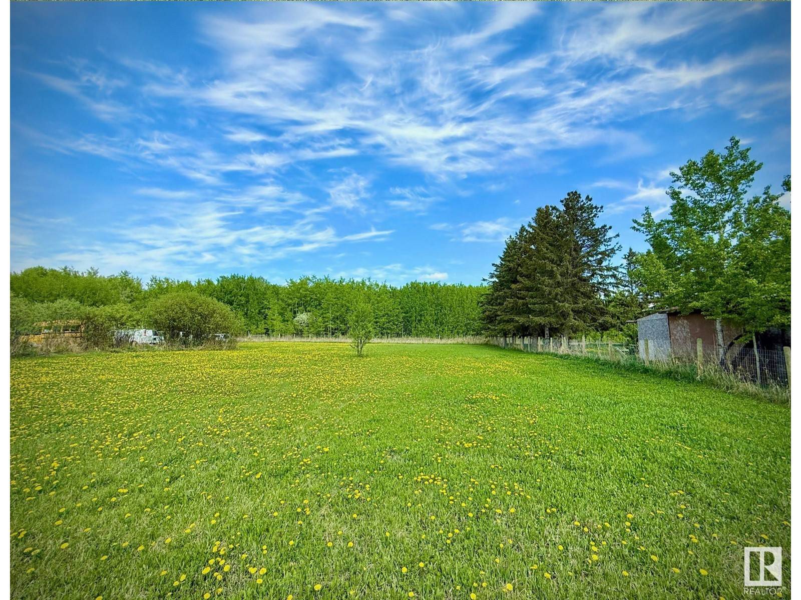 Rural Lac Ste. Anne County, AB T0E0A0,#128 3510 STE. ANNE TR