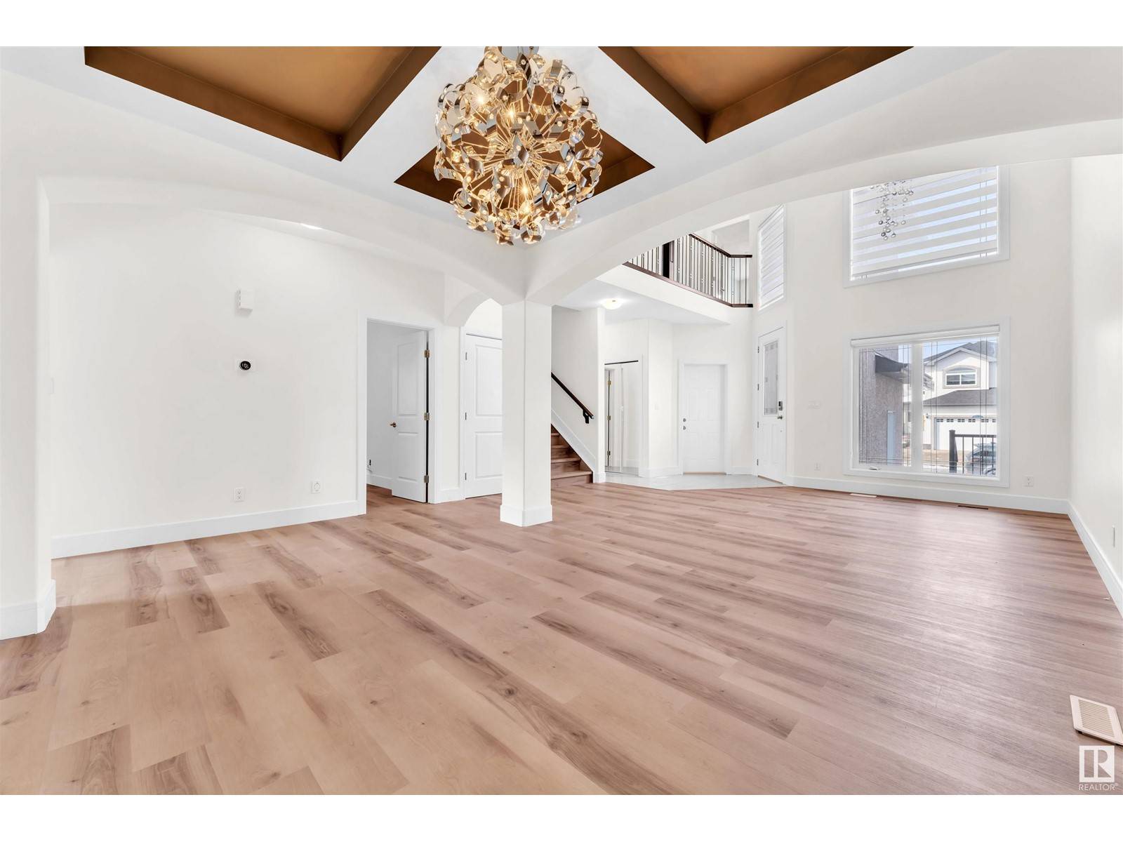 Edmonton, AB T5Y0W6,16713 61 ST NW