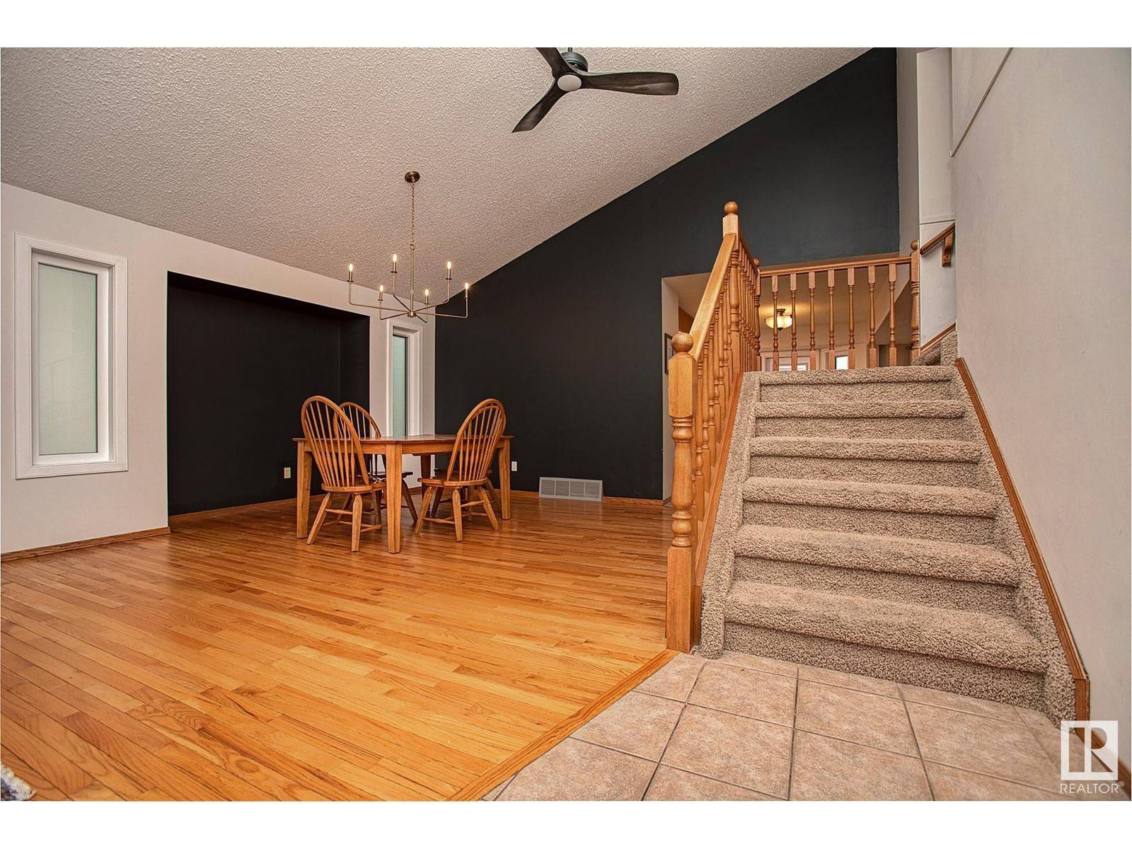 Sherwood Park, AB T8M1M3,85 COACHMAN WY