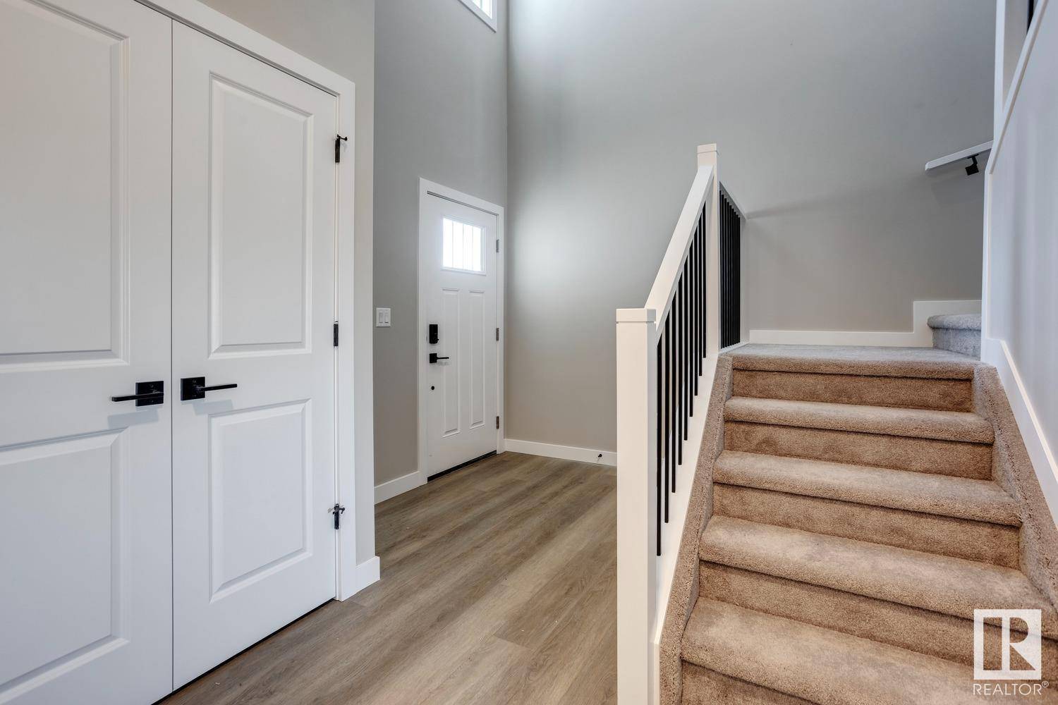 Fort Saskatchewan, AB T8L0Z6,38 Ficus WY