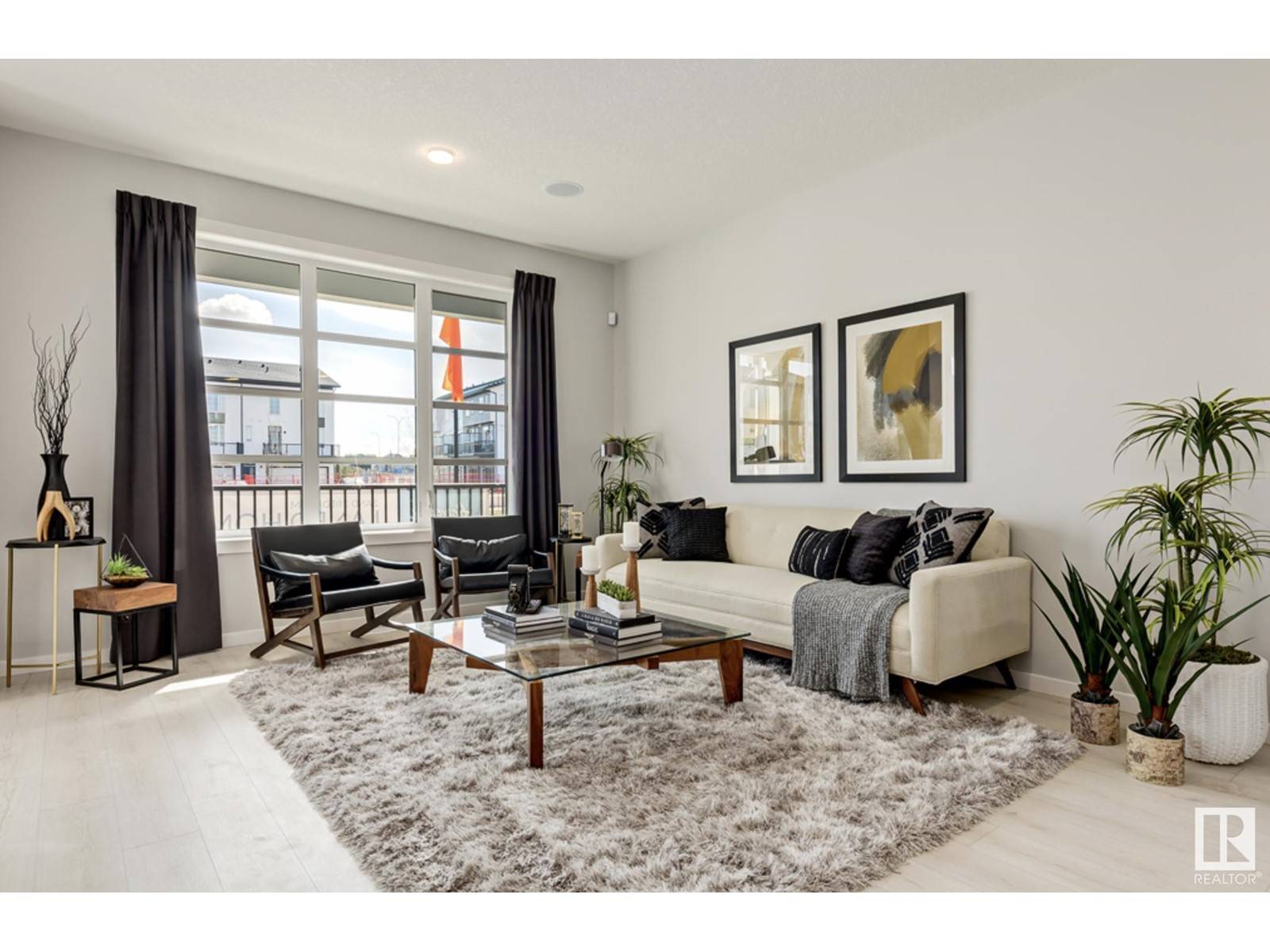 Edmonton, AB T5Y4G7,17203 3 ST NW
