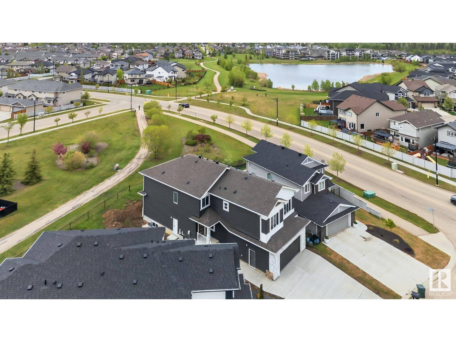 Spruce Grove, AB T7X0T8,297 NELSON DR