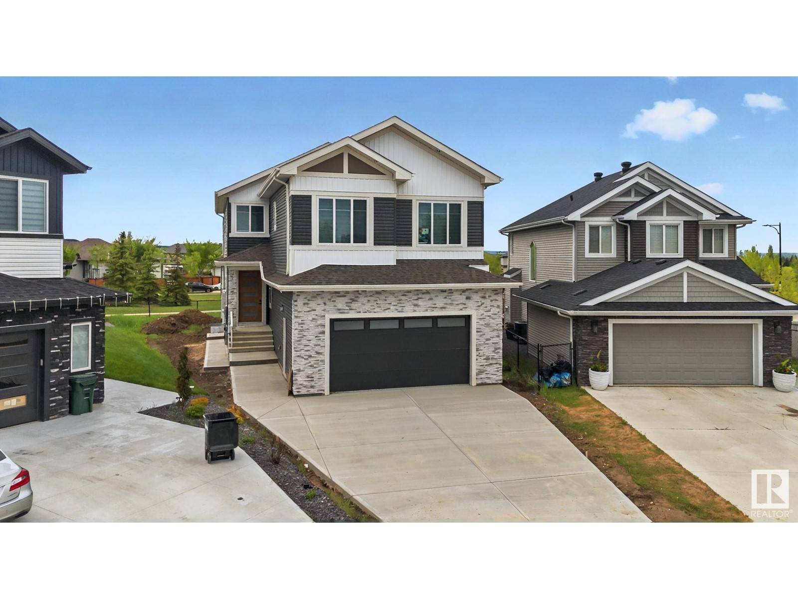 Spruce Grove, AB T7X0T8,297 NELSON DR