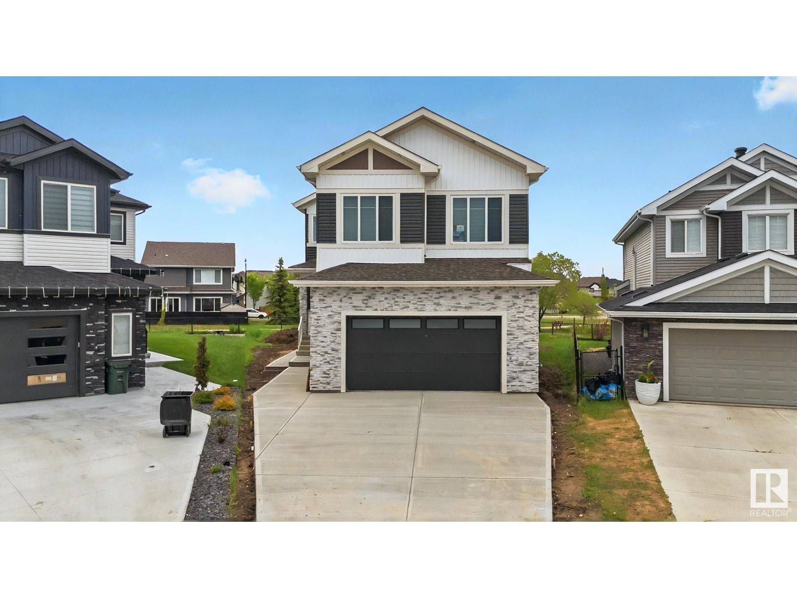 Spruce Grove, AB T7X0T8,297 NELSON DR