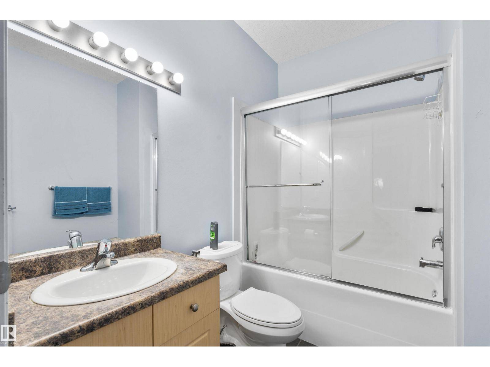 Edmonton, AB T5Y0H6,#225 4304 139 AV NW