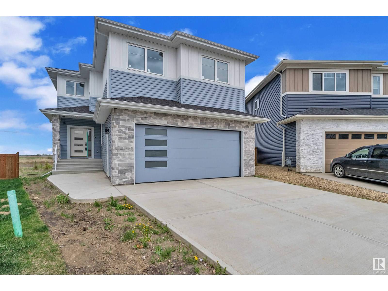 Leduc, AB T9E1H9,324 ASTON CL