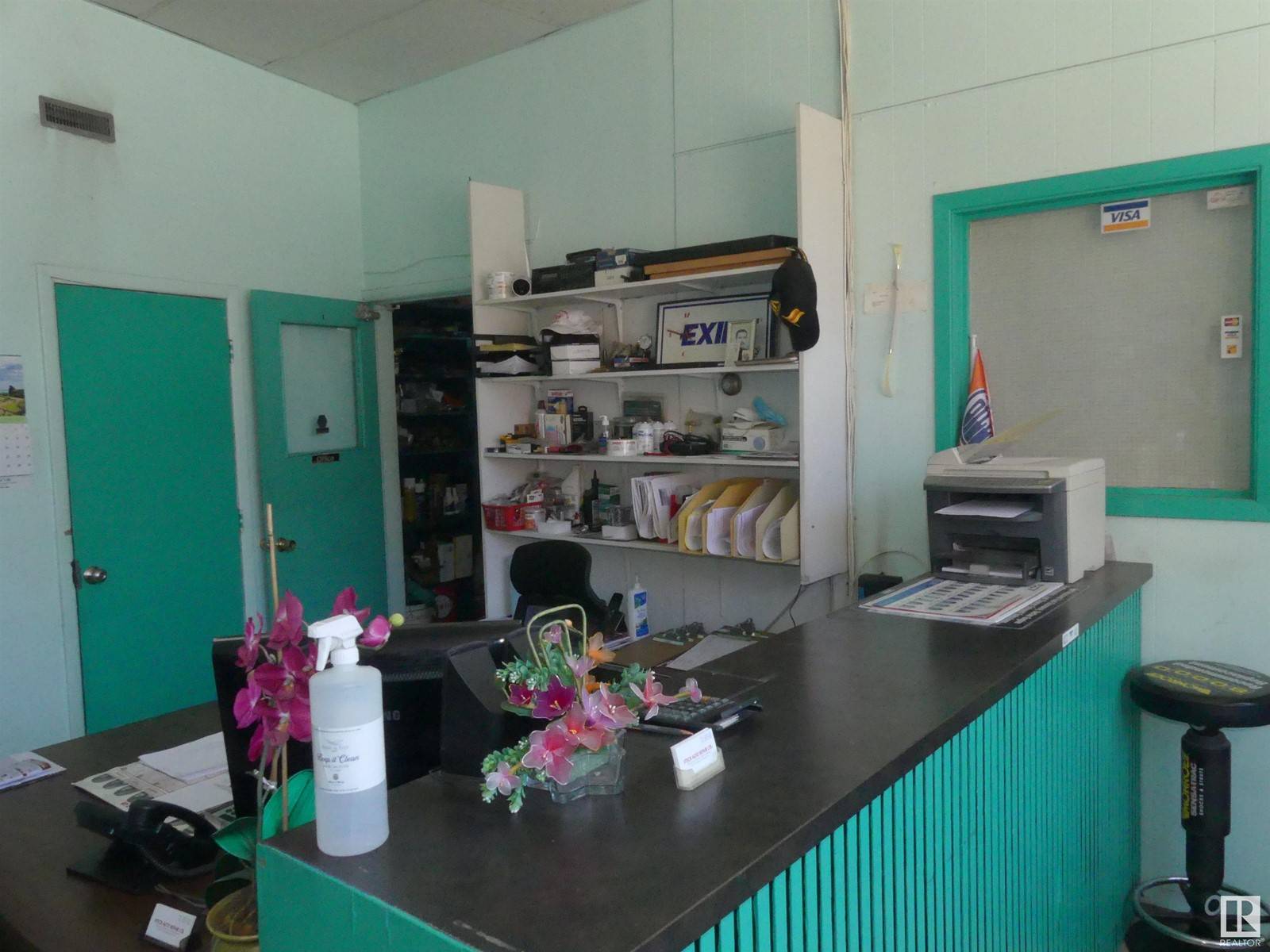 Edmonton, AB T5H2S9,10973 101 ST NW
