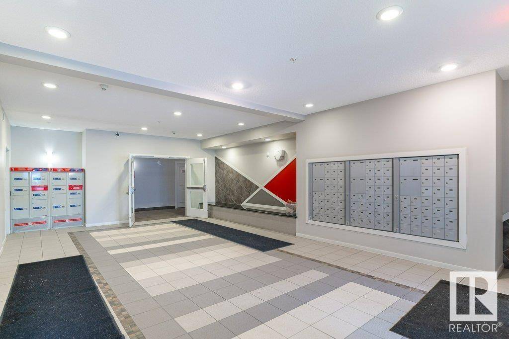 Edmonton, AB T6W2K6,#243 1818 RUTHERFORD RD SW