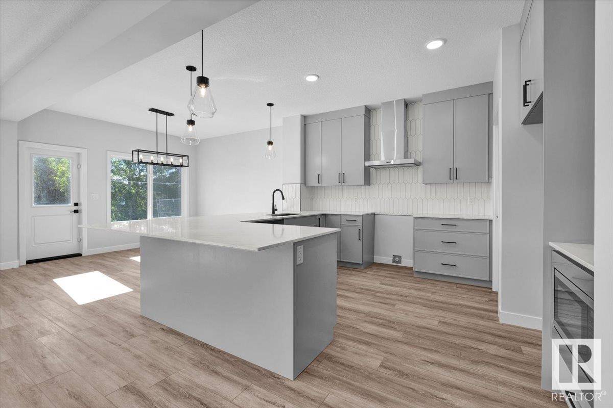Spruce Grove, AB T7X0C9,56 KINGSBURY CI