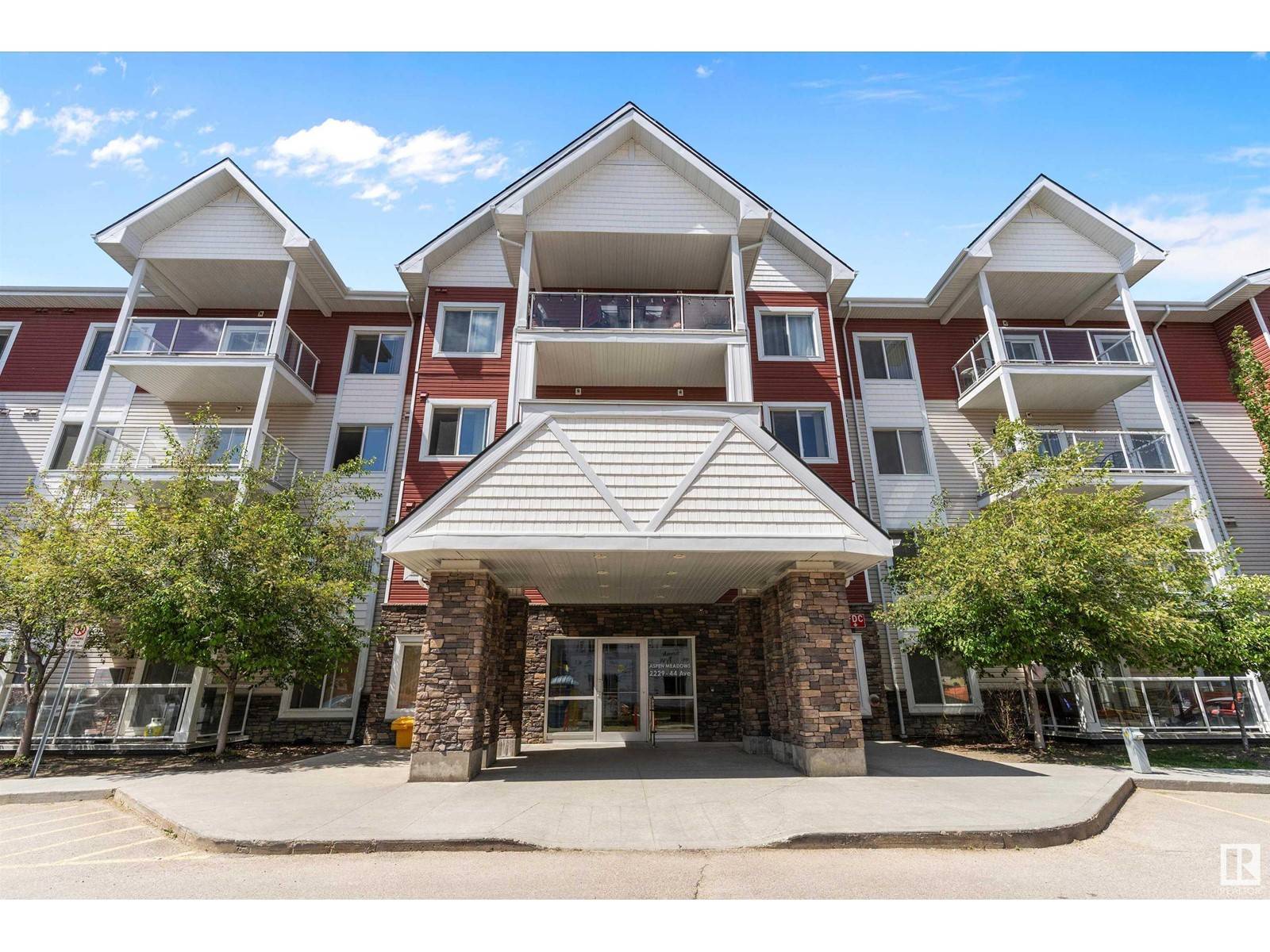 Edmonton, AB T5T0W6,#403 2229 44 AV NW