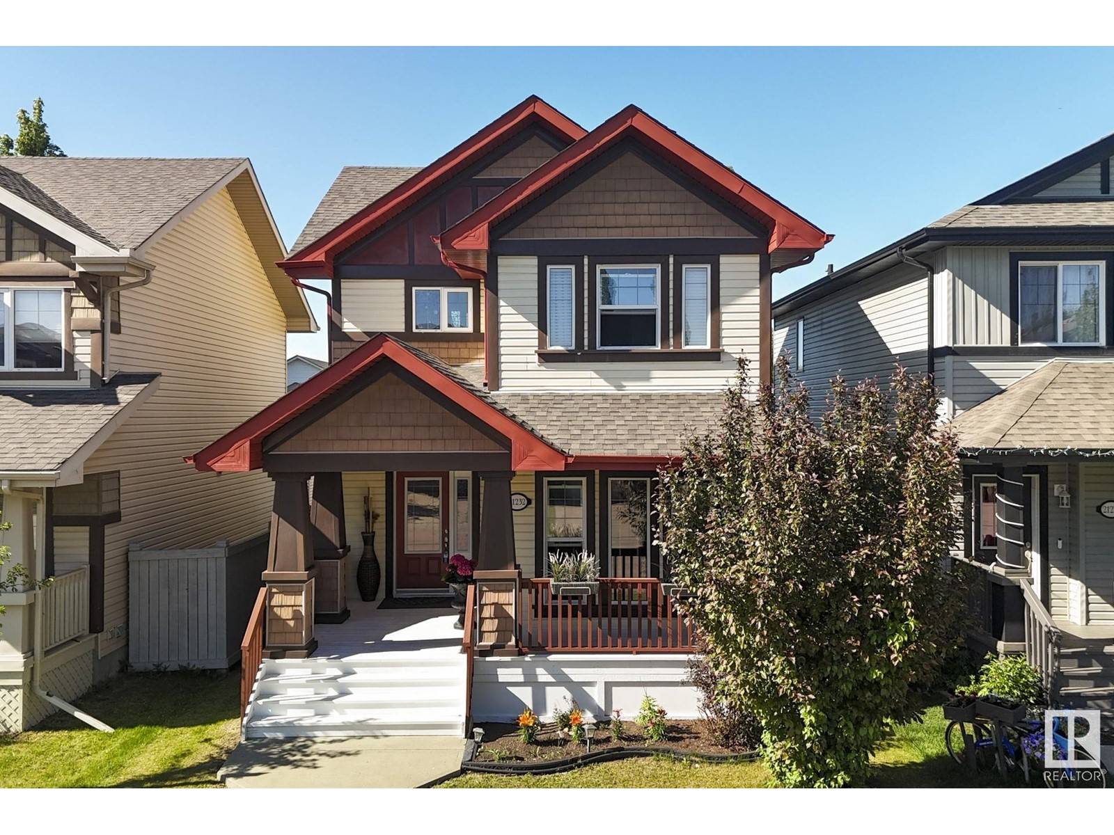 Edmonton, AB T6M0H4,21232 58 AV NW