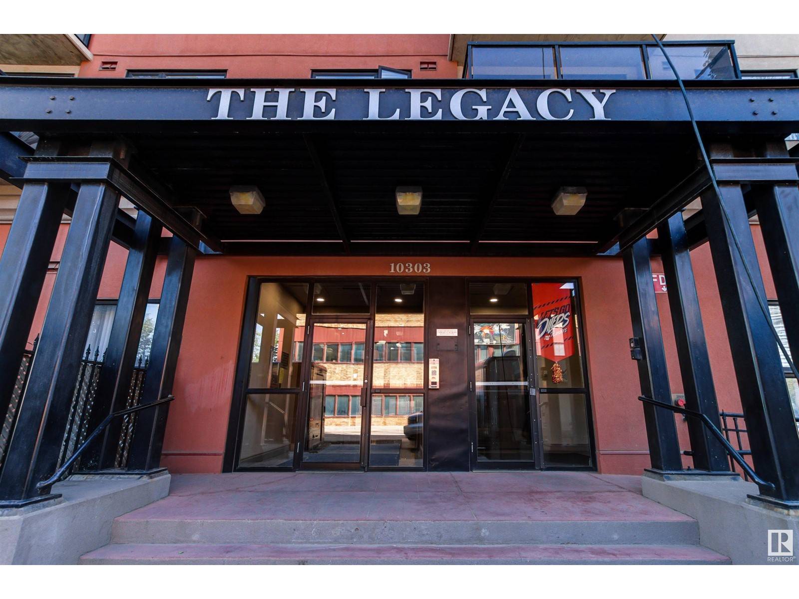 Edmonton, AB T5J5G3,#901 10303 105 ST NW