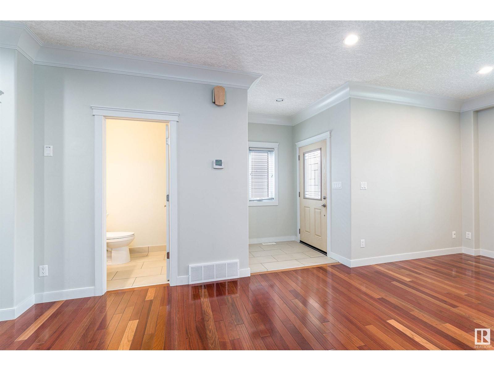 Edmonton, AB T6C0P7,7949 79 AV NW