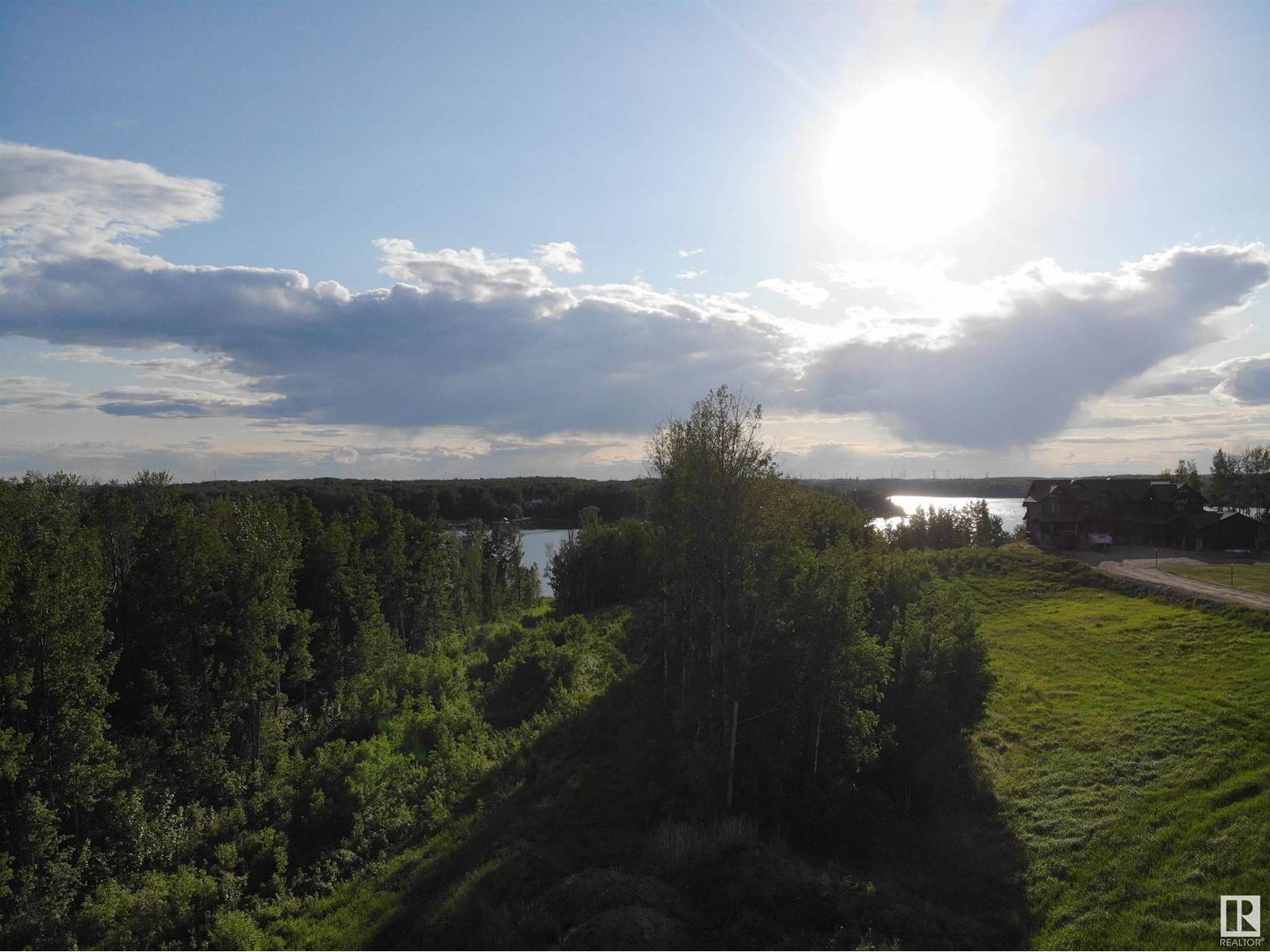 Rural Parkland County, AB T7Y3L7,103 2307 TWP 522