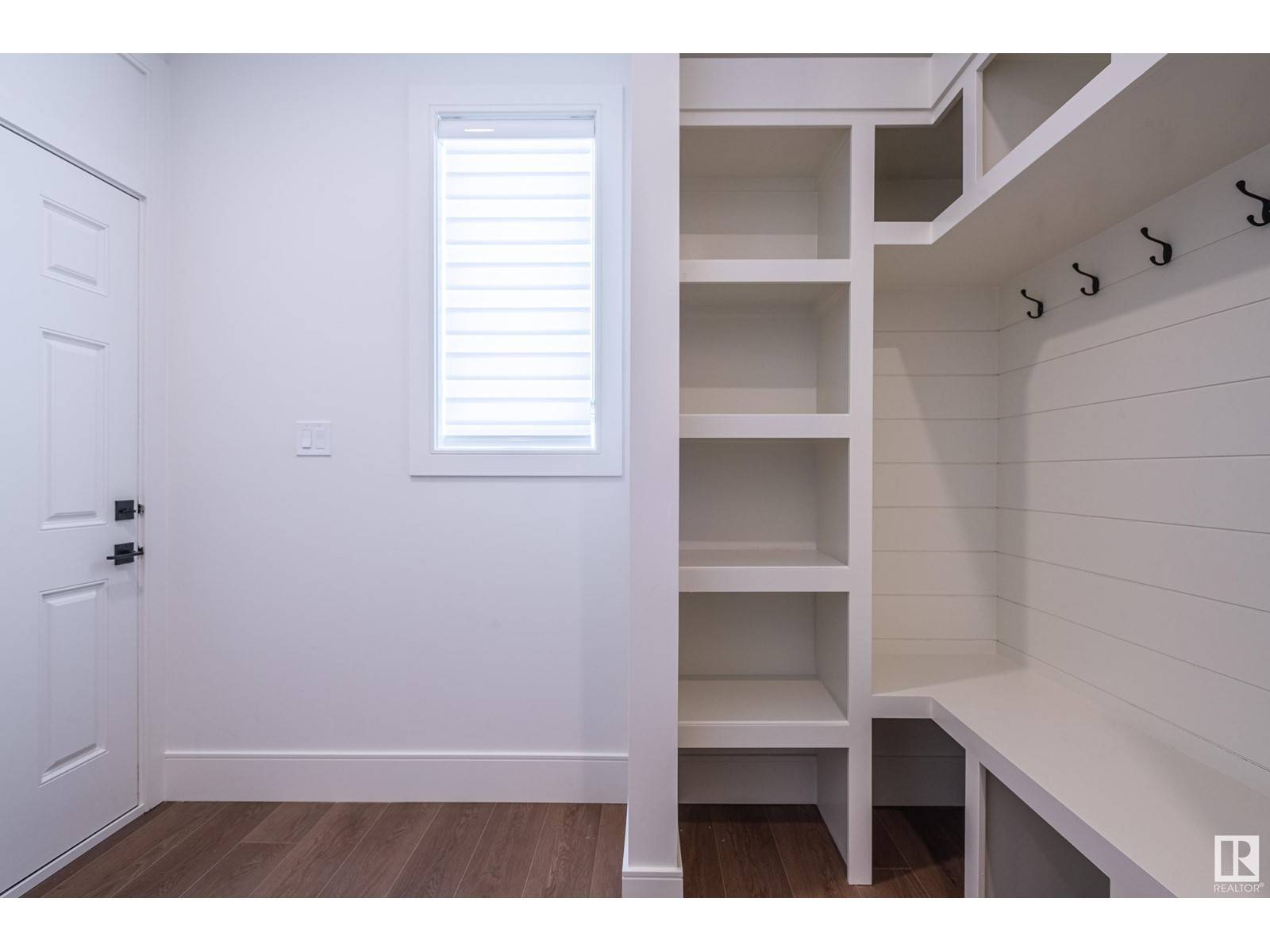 St. Albert, AB T8N1R8,98 Edgefield Way