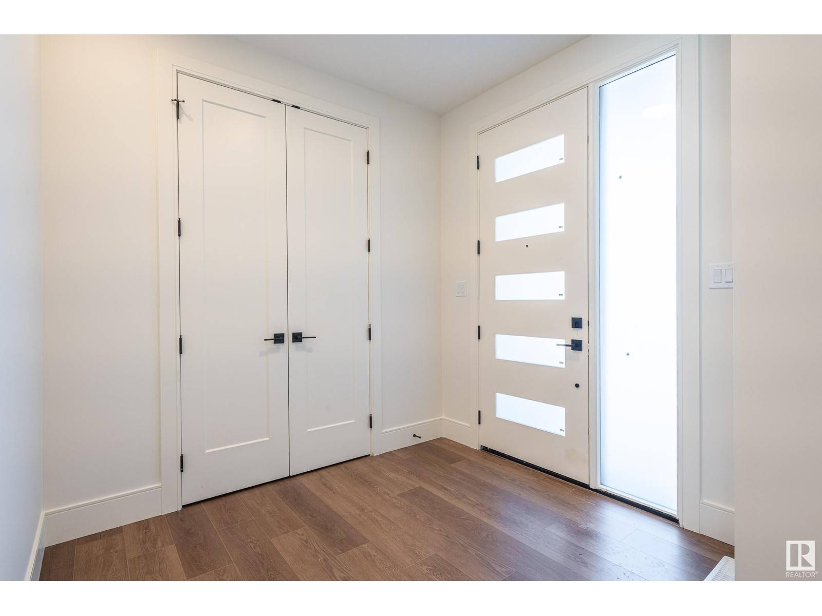 St. Albert, AB T8N1R8,98 Edgefield Way