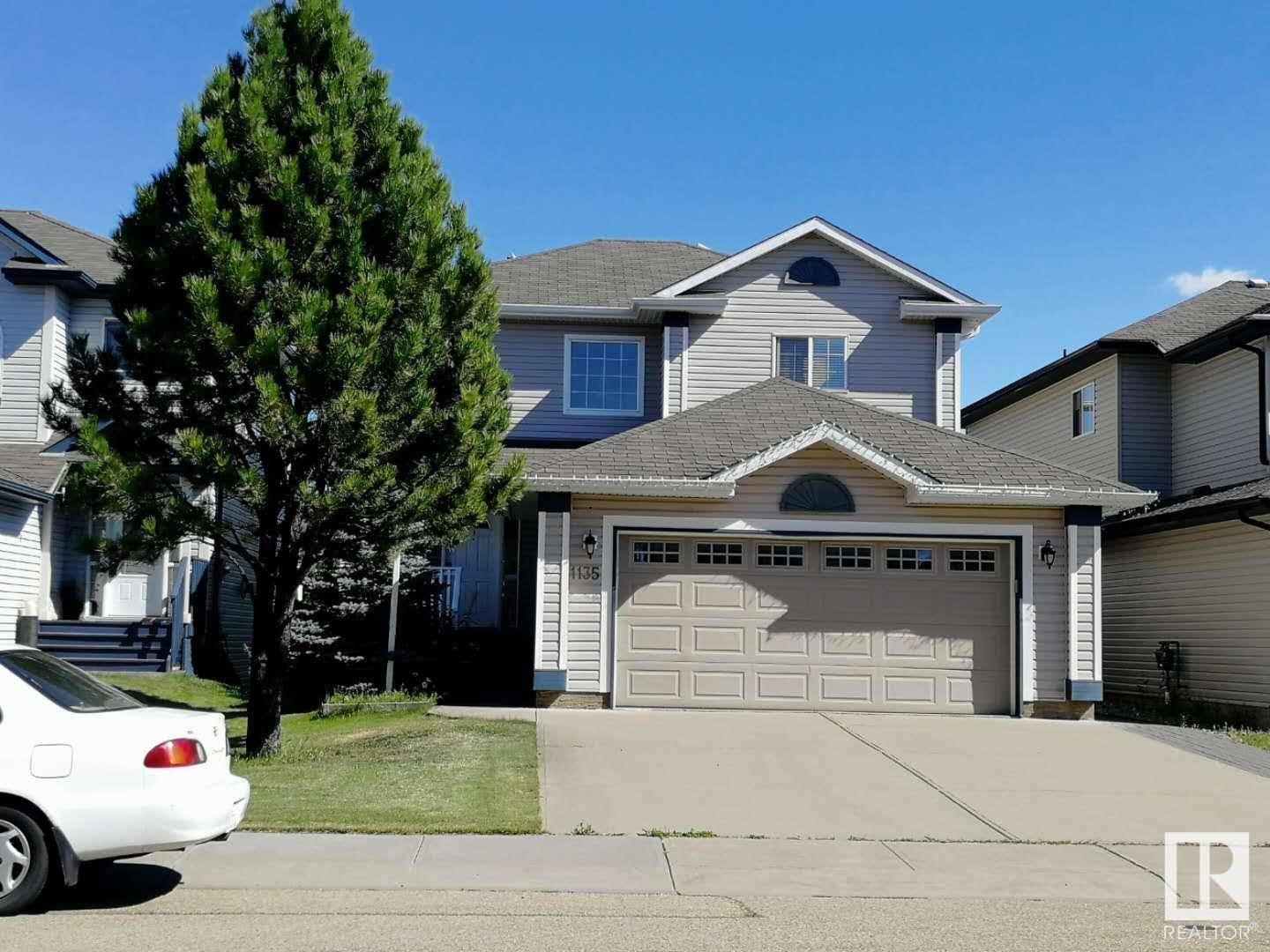 Edmonton, AB T6W1V1,1135 112 ST SW