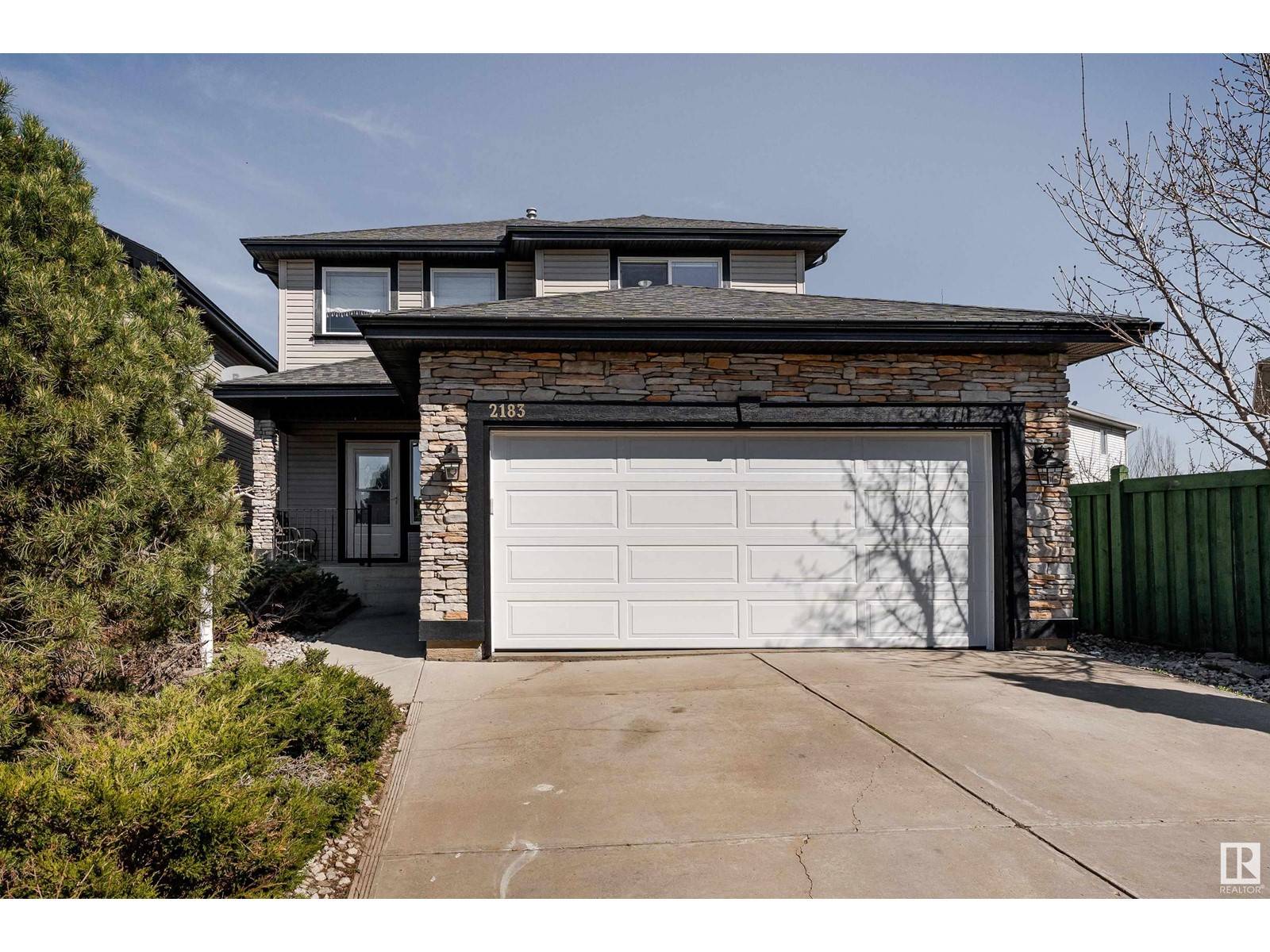 Edmonton, AB T6R3M6,2183 Haddow DR NW