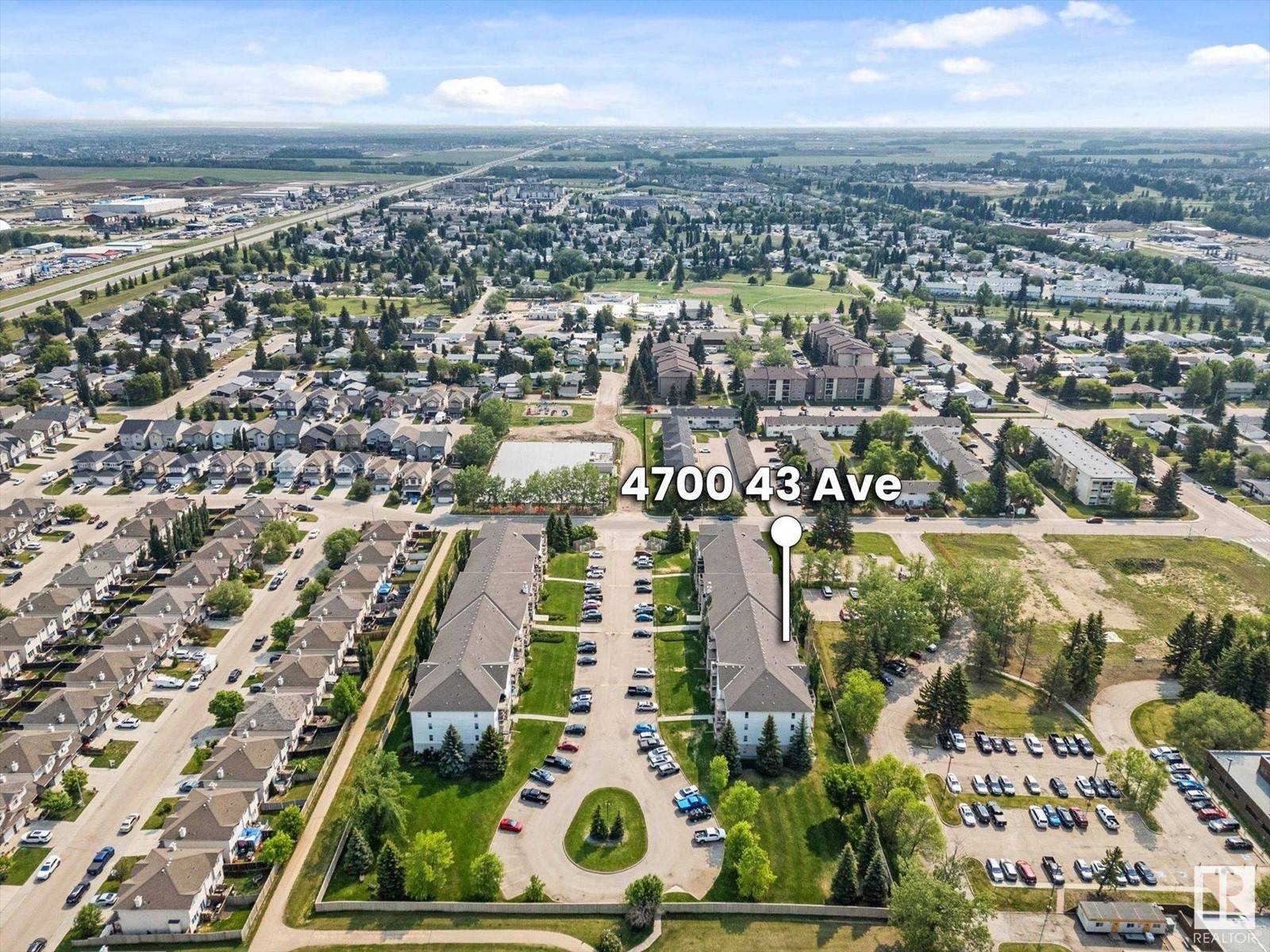 Stony Plain, AB T7Z2S6,#402 4700 43 AV