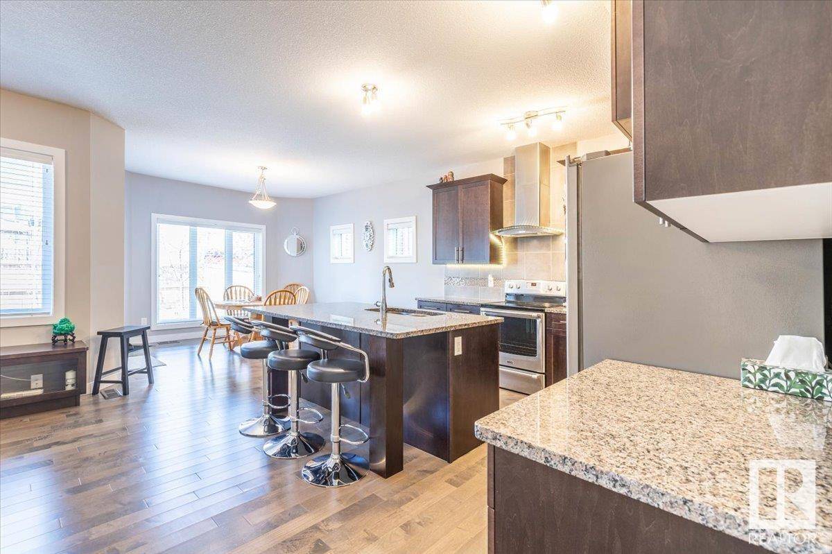 Edmonton, AB T6M0S3,7853 ERASMUS WD NW