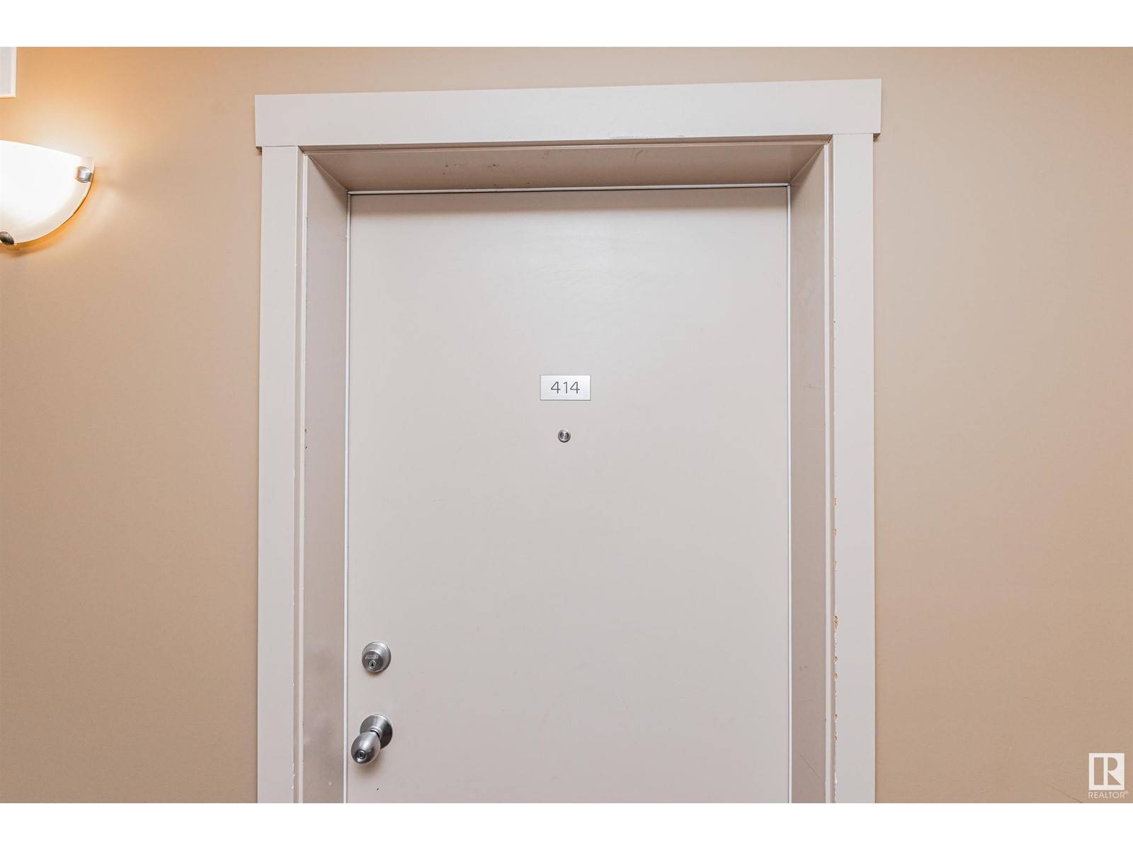 Edmonton, AB T6W3X7,#414 5390 CHAPPELLE RD SW