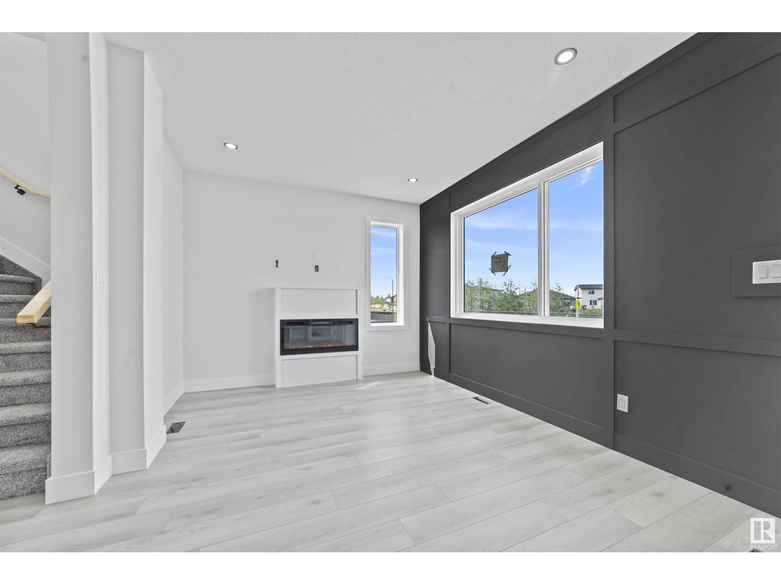 Leduc, AB T9E1S8,203 Deer Valley DR