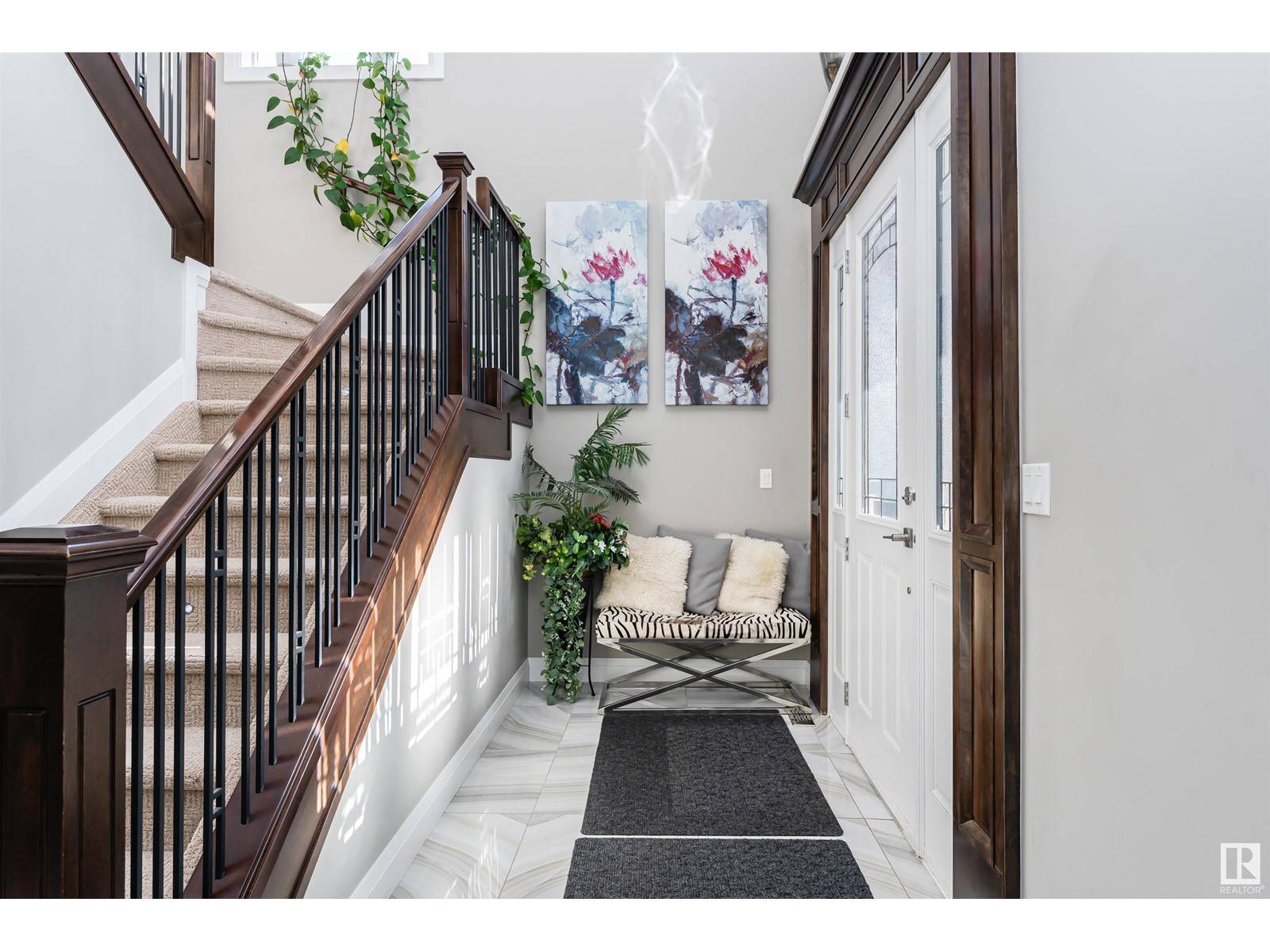Edmonton, AB T6W2N1,2410 ASHCRAFT CR SW