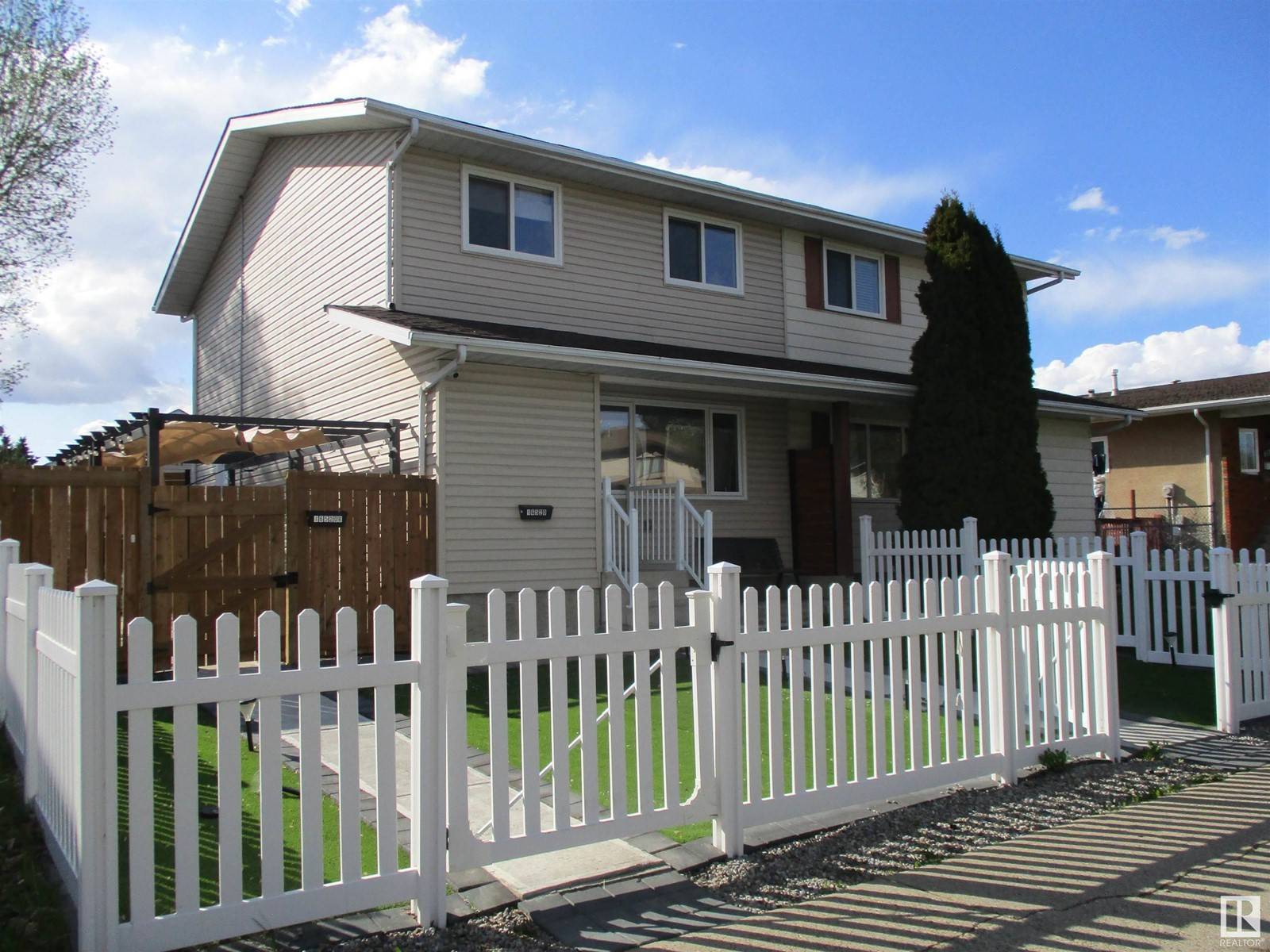 Edmonton, AB T5X3V4,16520 115 ST NW NW
