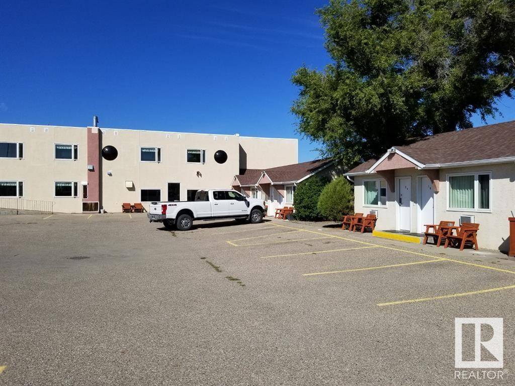 Fort Macleod, AB T0L0Z0,359 24 ST