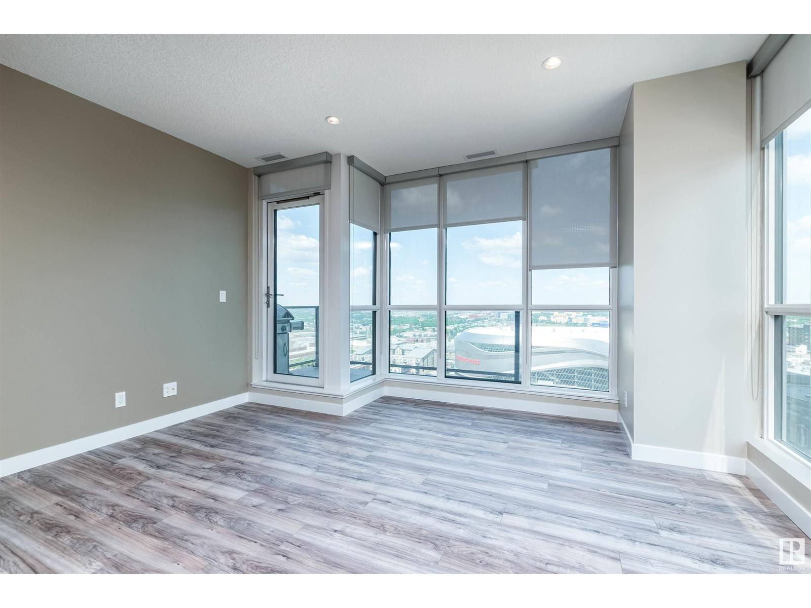 Edmonton, AB T5J0G6,#1903 10283 103 ST NW