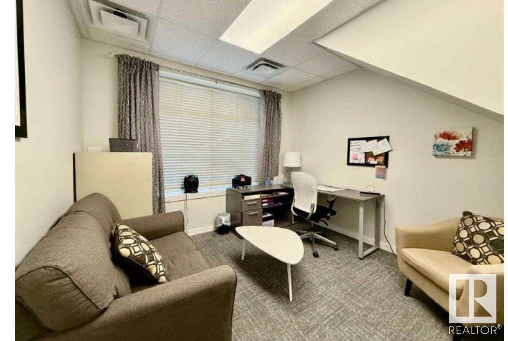 Grande Prairie, AB T8V0S3,#103 10418 99 AV
