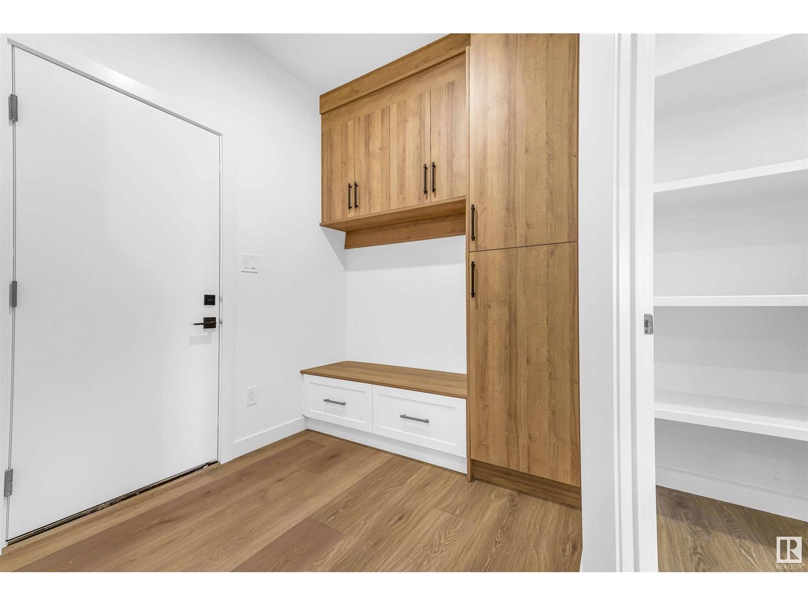 Spruce Grove, AB T7X0Z3,30 TILIA PL