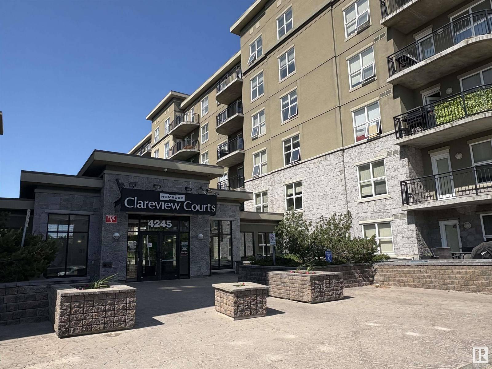 Edmonton, AB T5Y3E8,#2-312 4245 139 AV NW