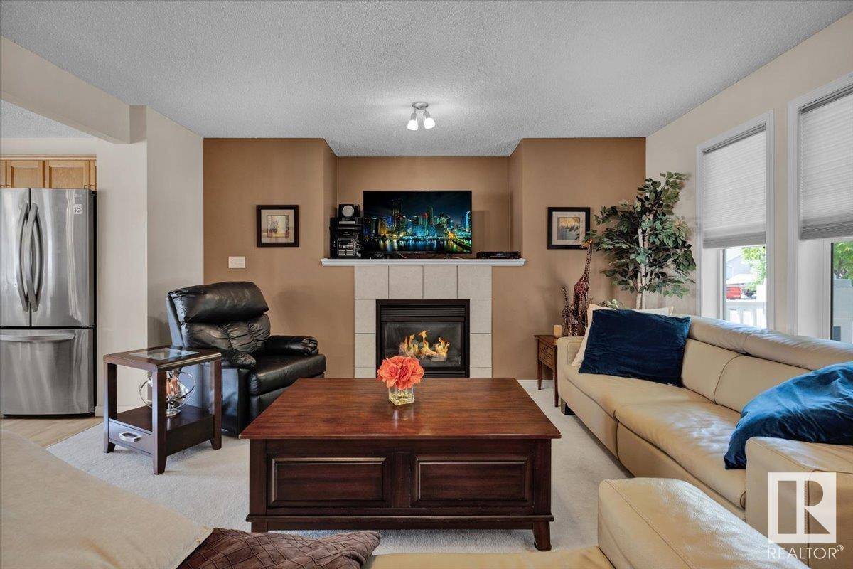 Edmonton, AB T6X1E6,1109 80 ST SW