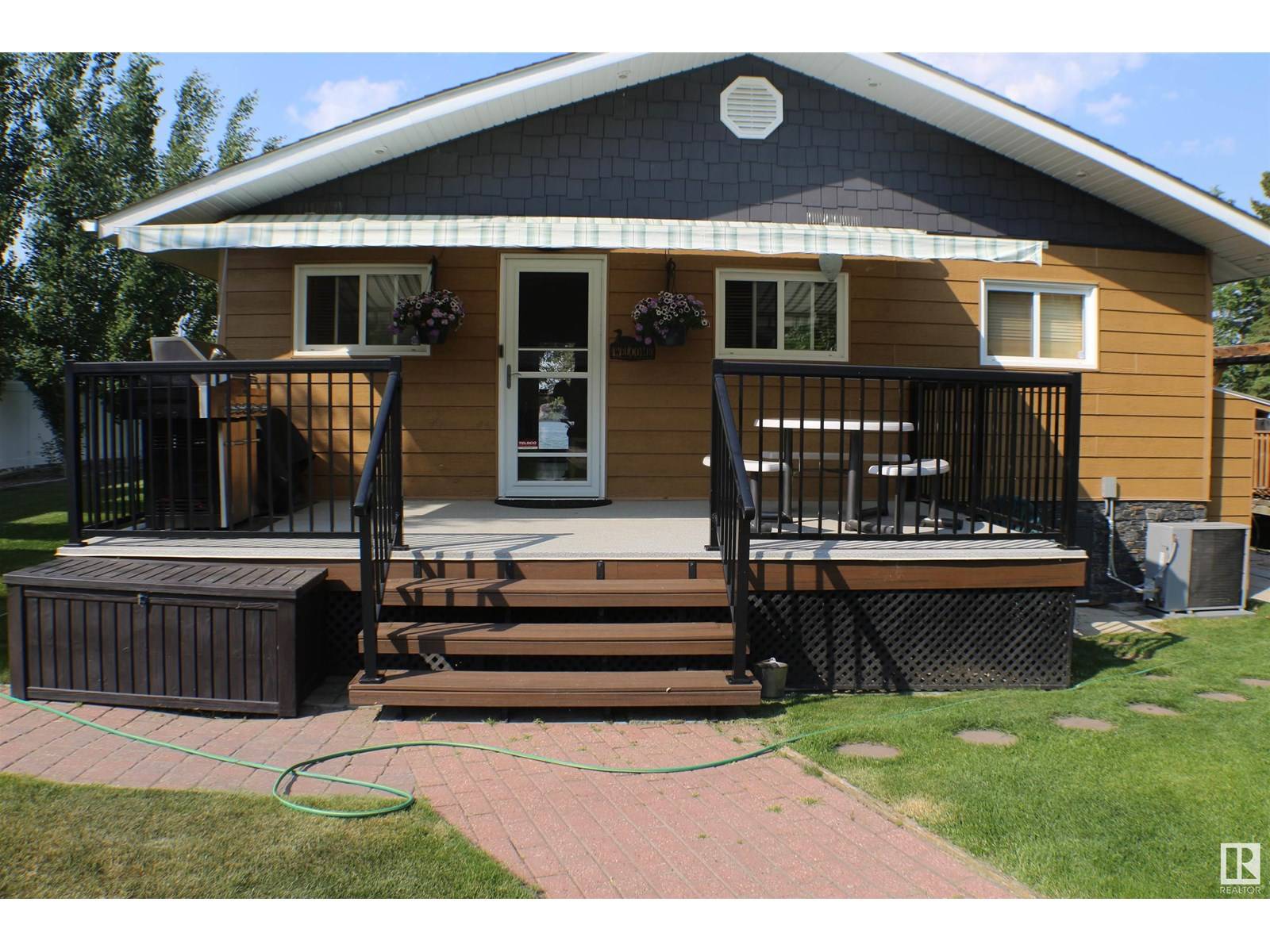 Rural Lac Ste. Anne County, AB T0E1V0,5582 Nakamun DR