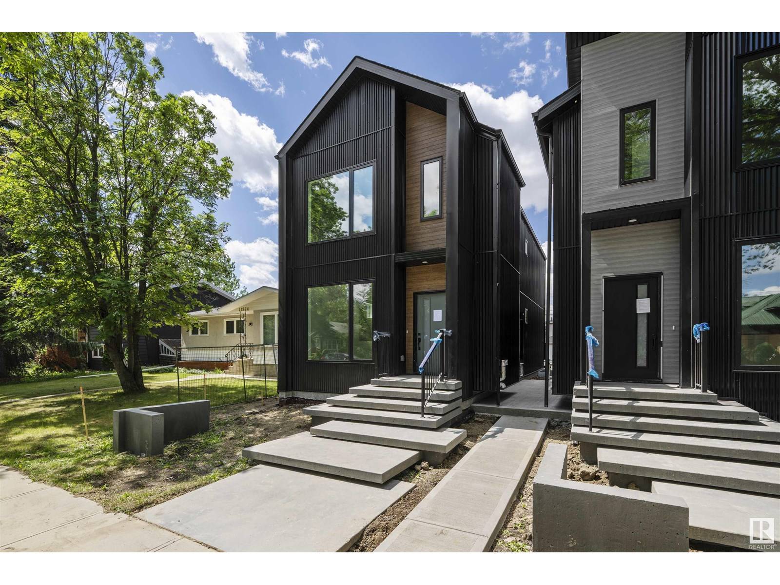 Edmonton, AB T5M0T6,11230 127 ST NW