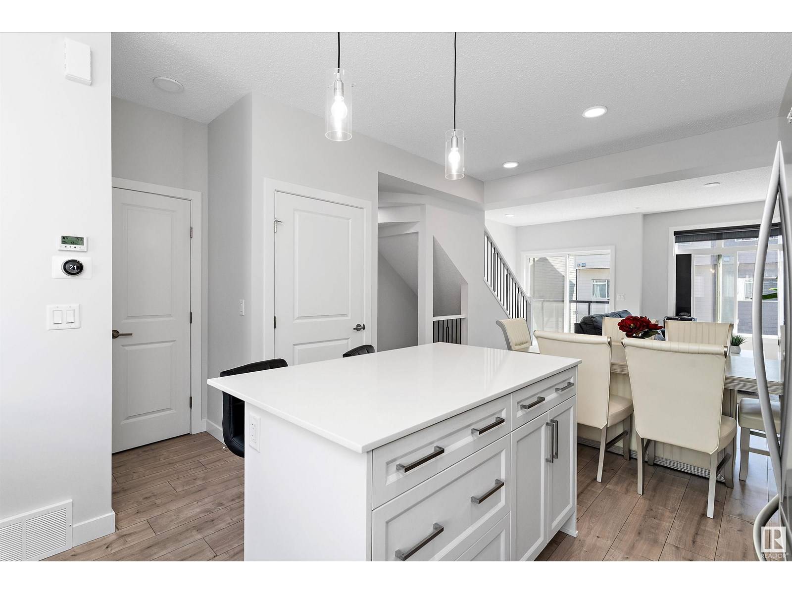 Edmonton, AB T6X1Y8,#161 804 WELSH DR SW