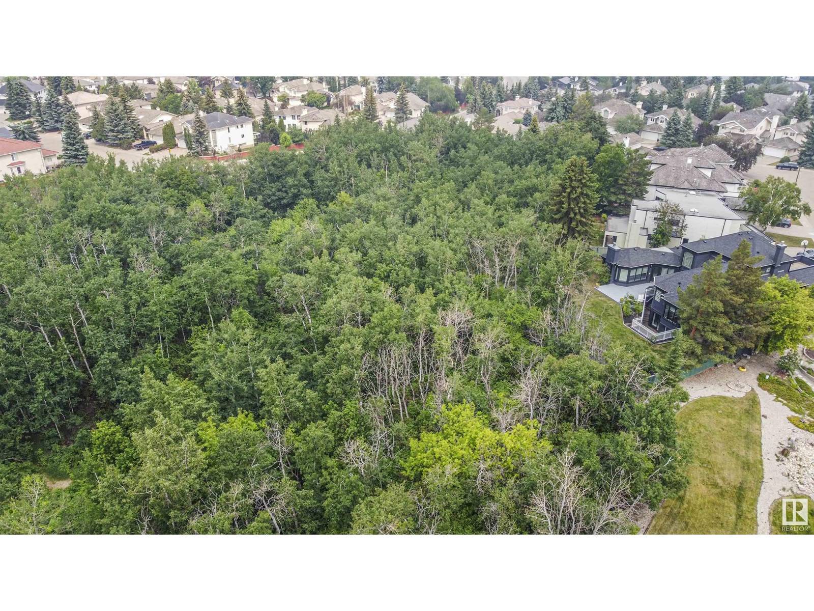 Edmonton, AB T6R2C4,319 FERRIS WY NW