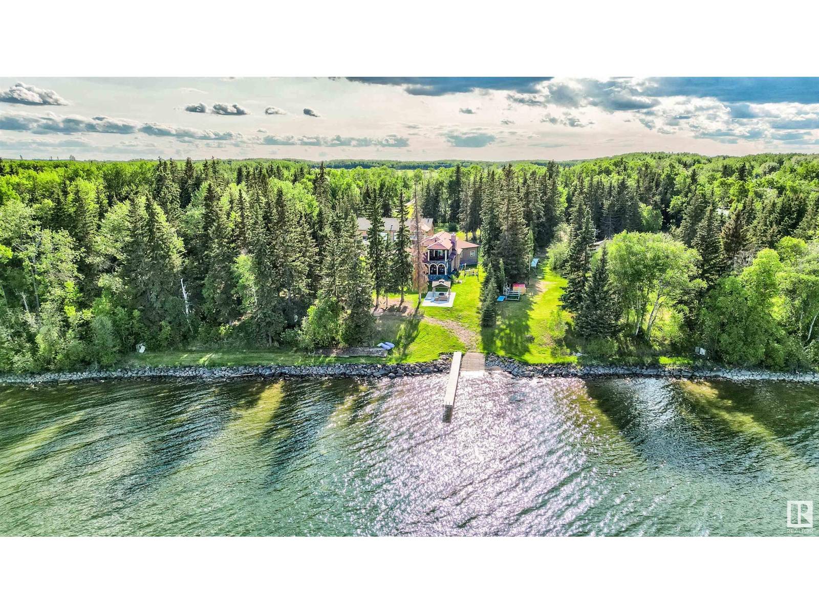 Cold Lake, AB T9M1G2,2202 28 ST